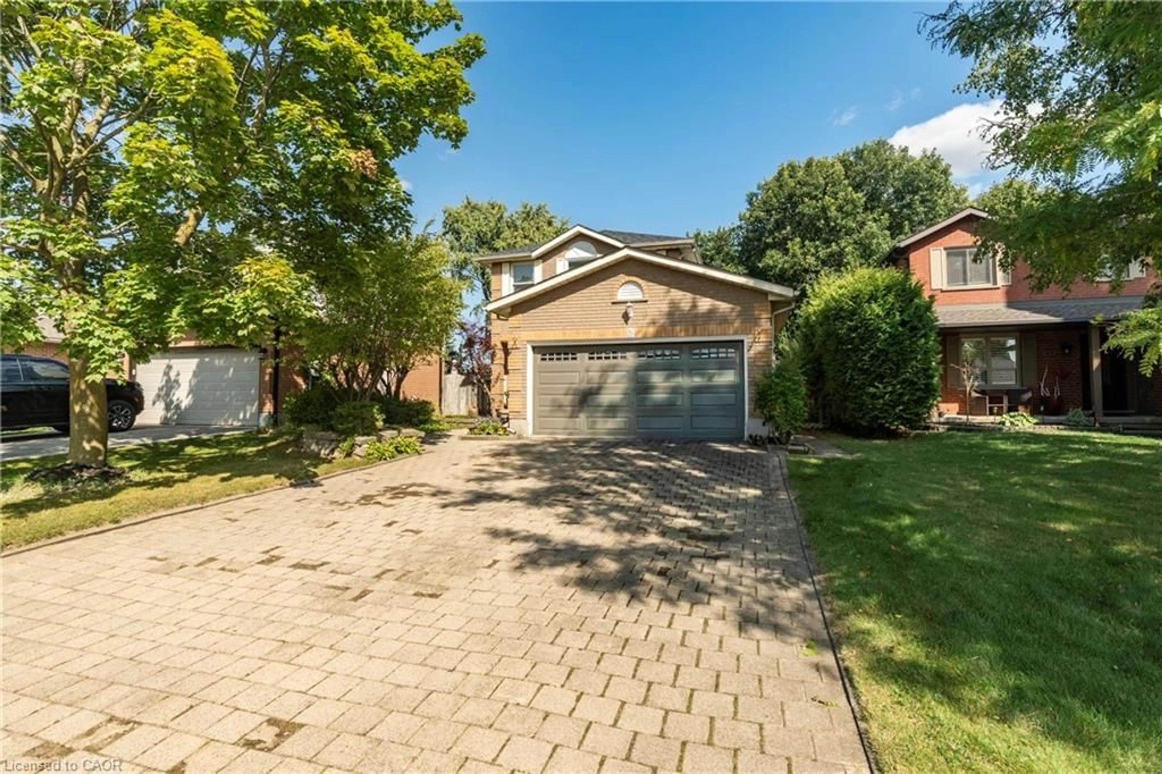 Home with brick exterior material, street for 47 Dawn Cres, Cambridge Ontario N3C 4A9