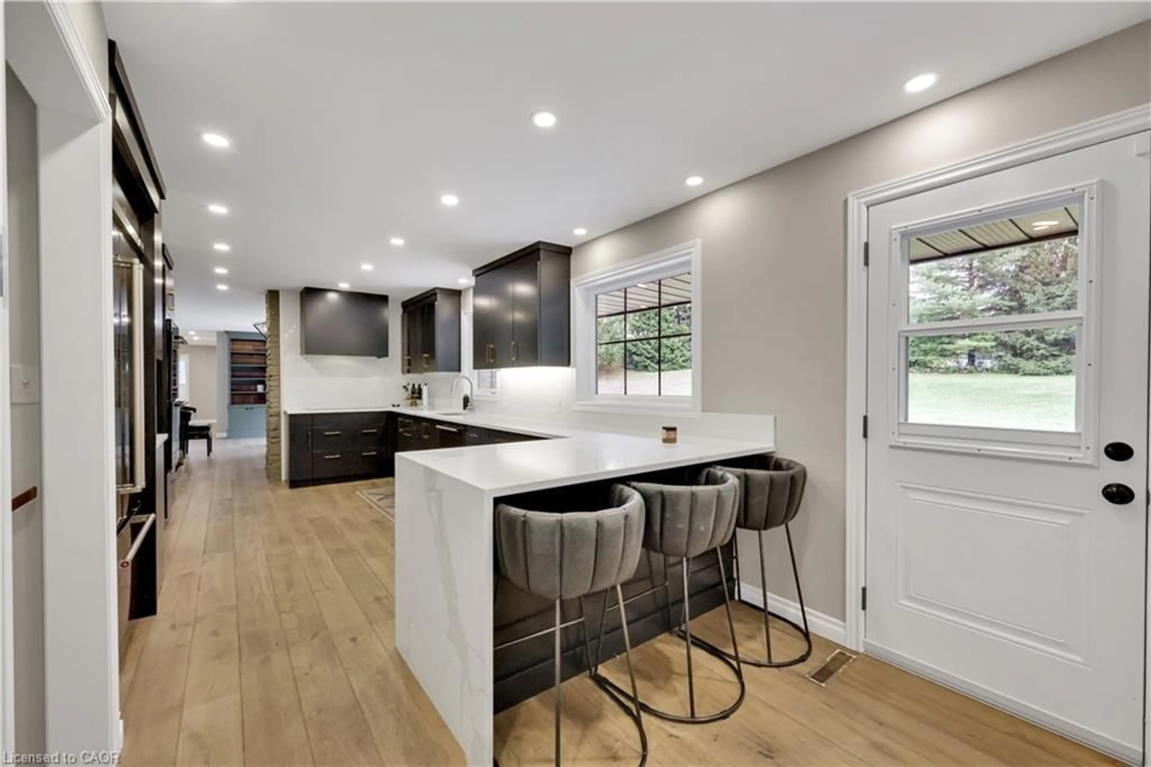 Open concept kitchen, unknown for 15 Highway 19, Norfolk County Ontario N4G 4G9