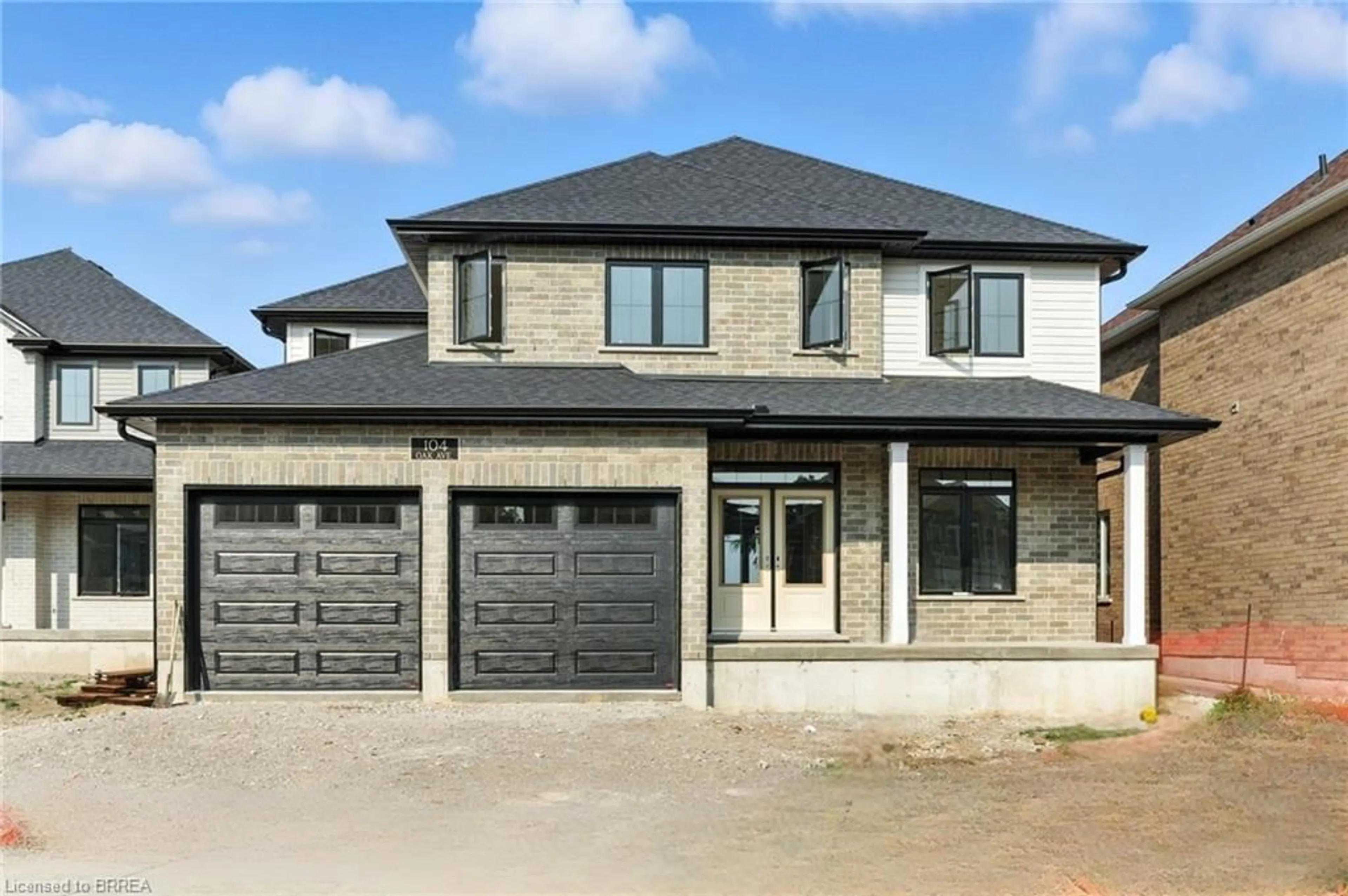 Home with brick exterior material, street for 104 Oak Ave, Paris Ontario N3K 0J6
