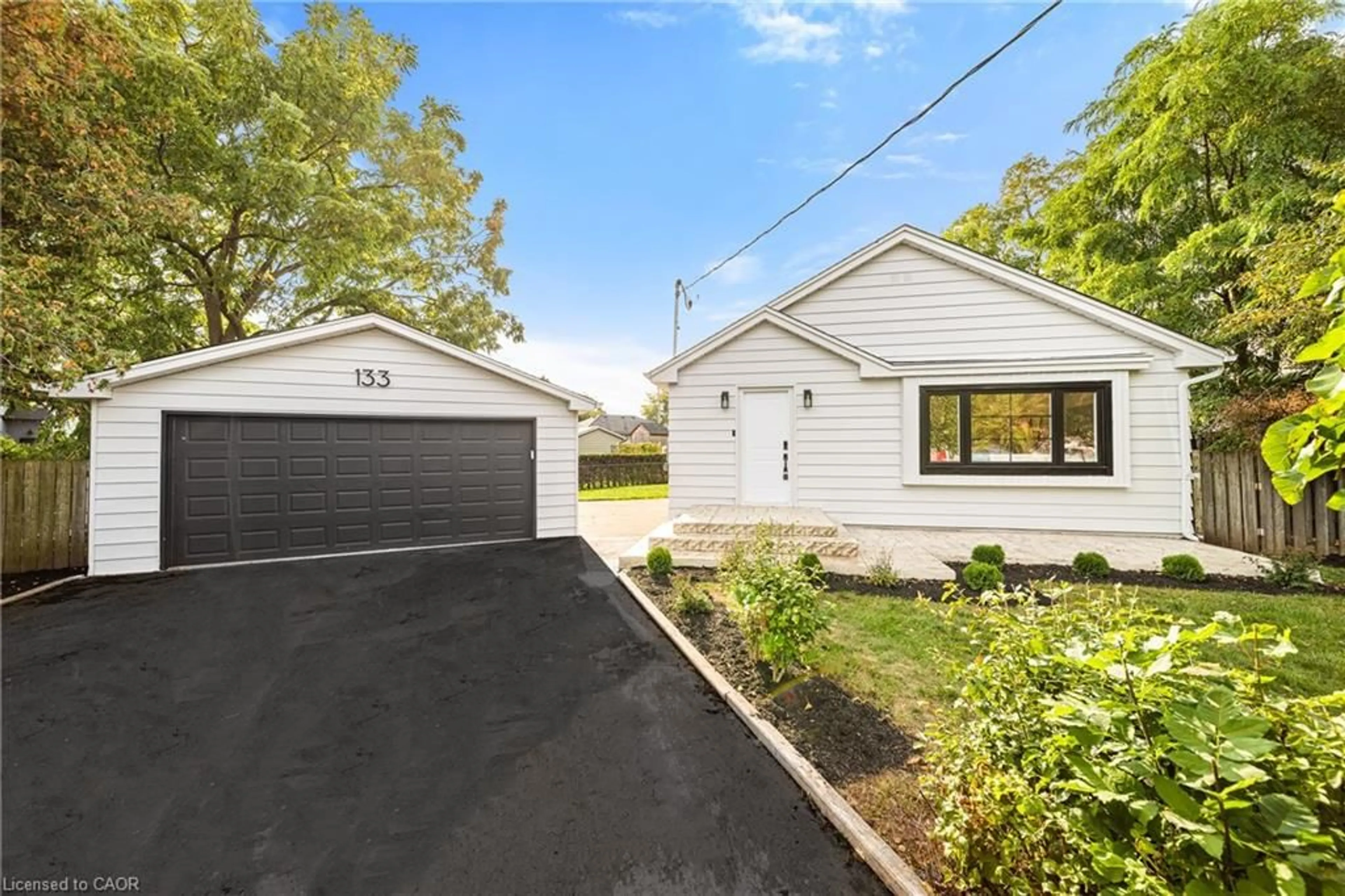Unknown for 133 Inglewood Dr, Oakville Ontario L6K 1W8