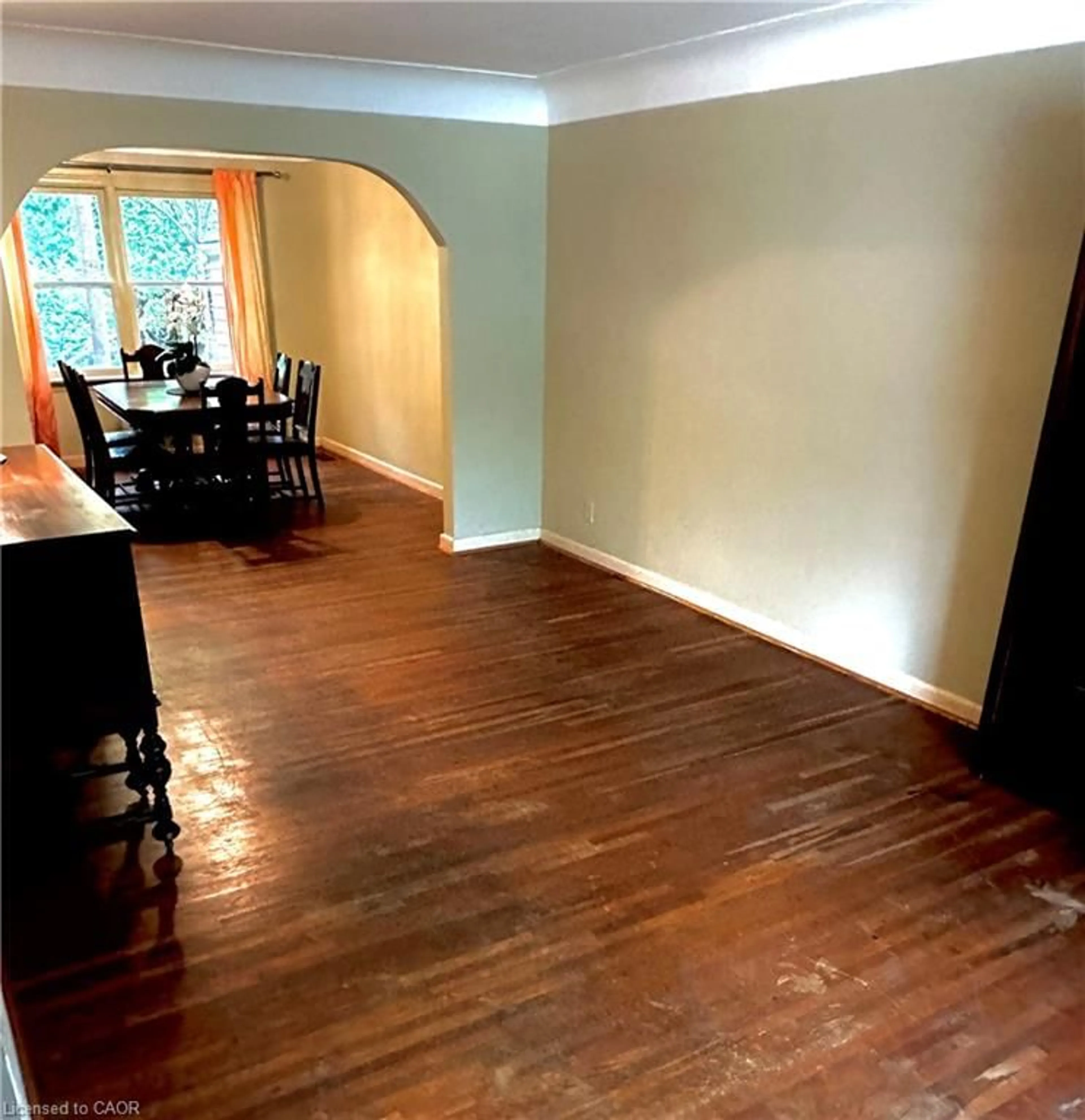 Dining room, wood/laminate floor for 147 Cline Ave, Hamilton Ontario L8S 1X3