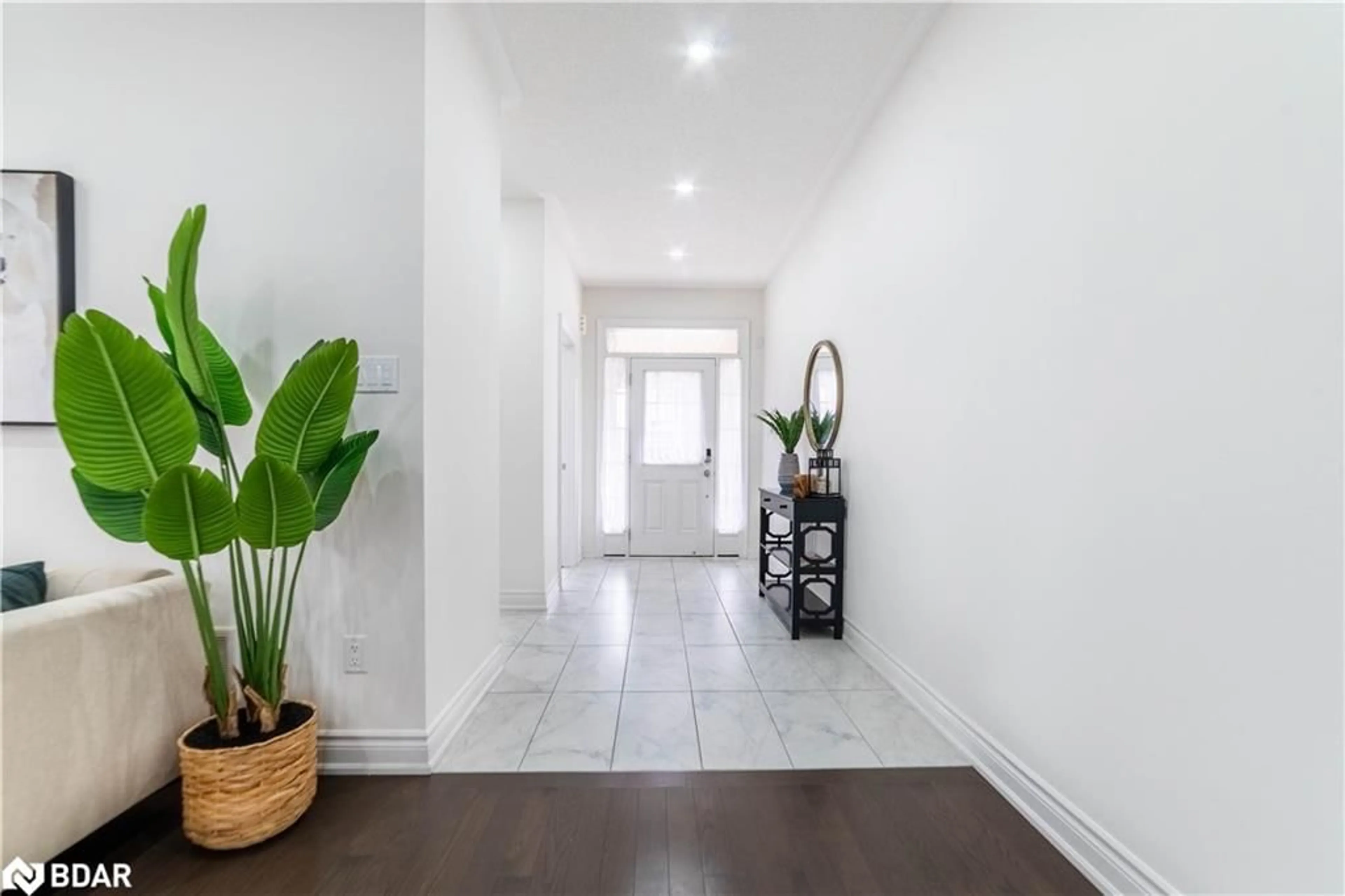 Indoor entryway for 1267 Raspberry Terrace, Milton Ontario L9E 1N1