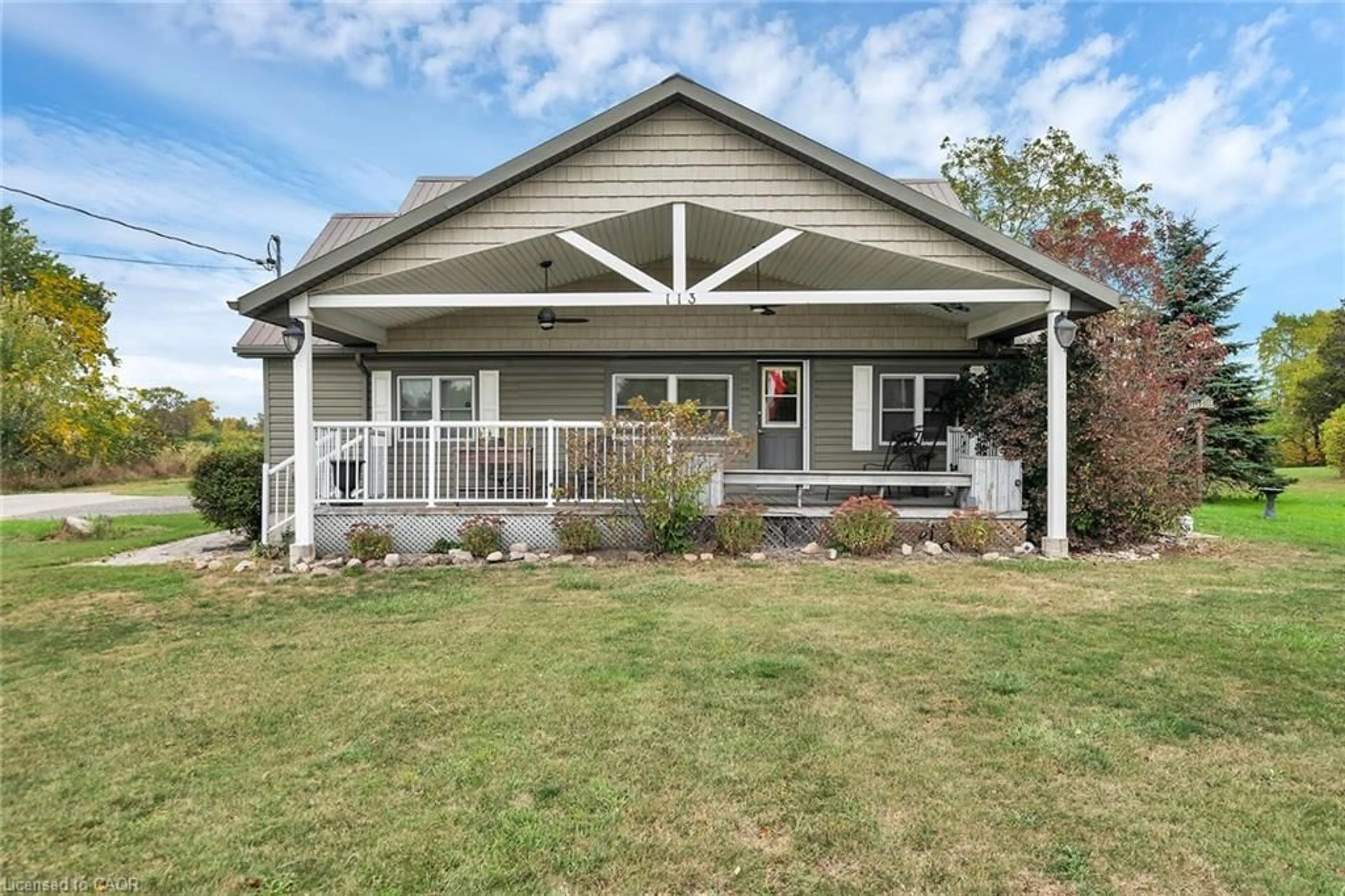 Home with vinyl exterior material, unknown for 113 Rainham Rd, Nanticoke Ontario N0A 1L0