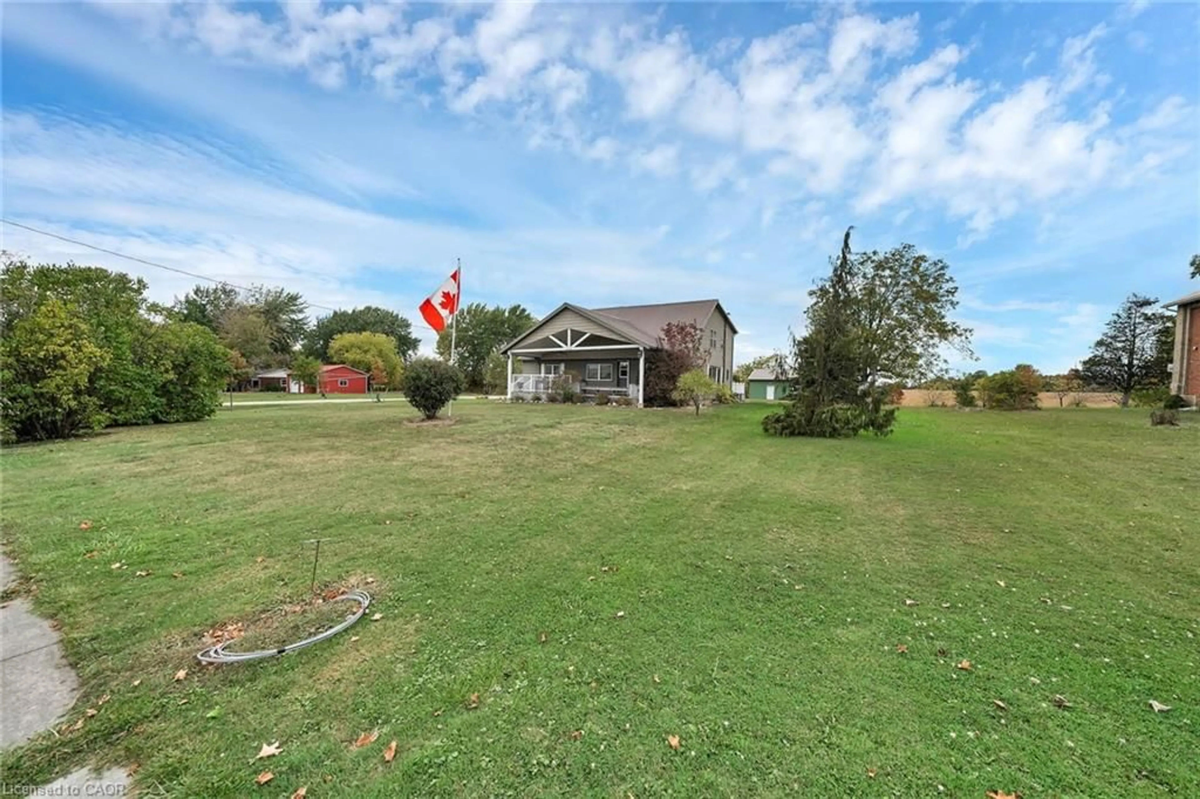 A pic from outside/outdoor area/front of a property/back of a property/a pic from drone, unknown for 113 Rainham Rd, Nanticoke Ontario N0A 1L0