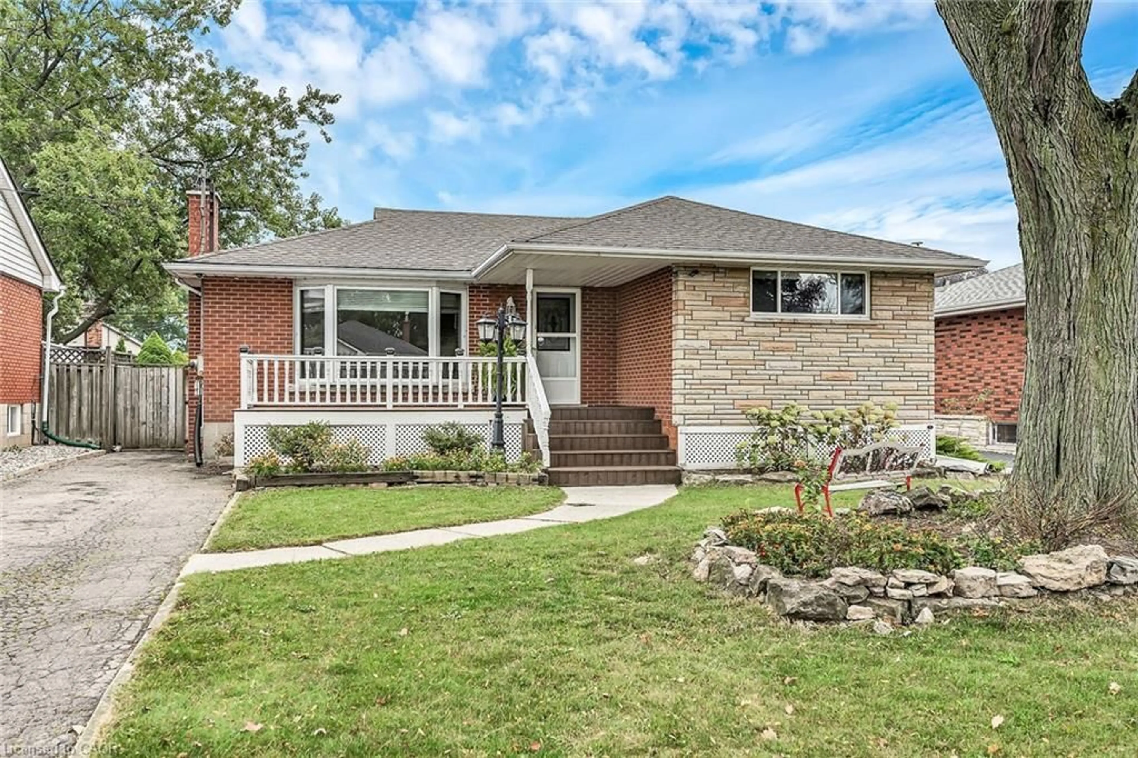 Home with brick exterior material, street for 85 East 45th St, Hamilton Ontario L8T 3J9