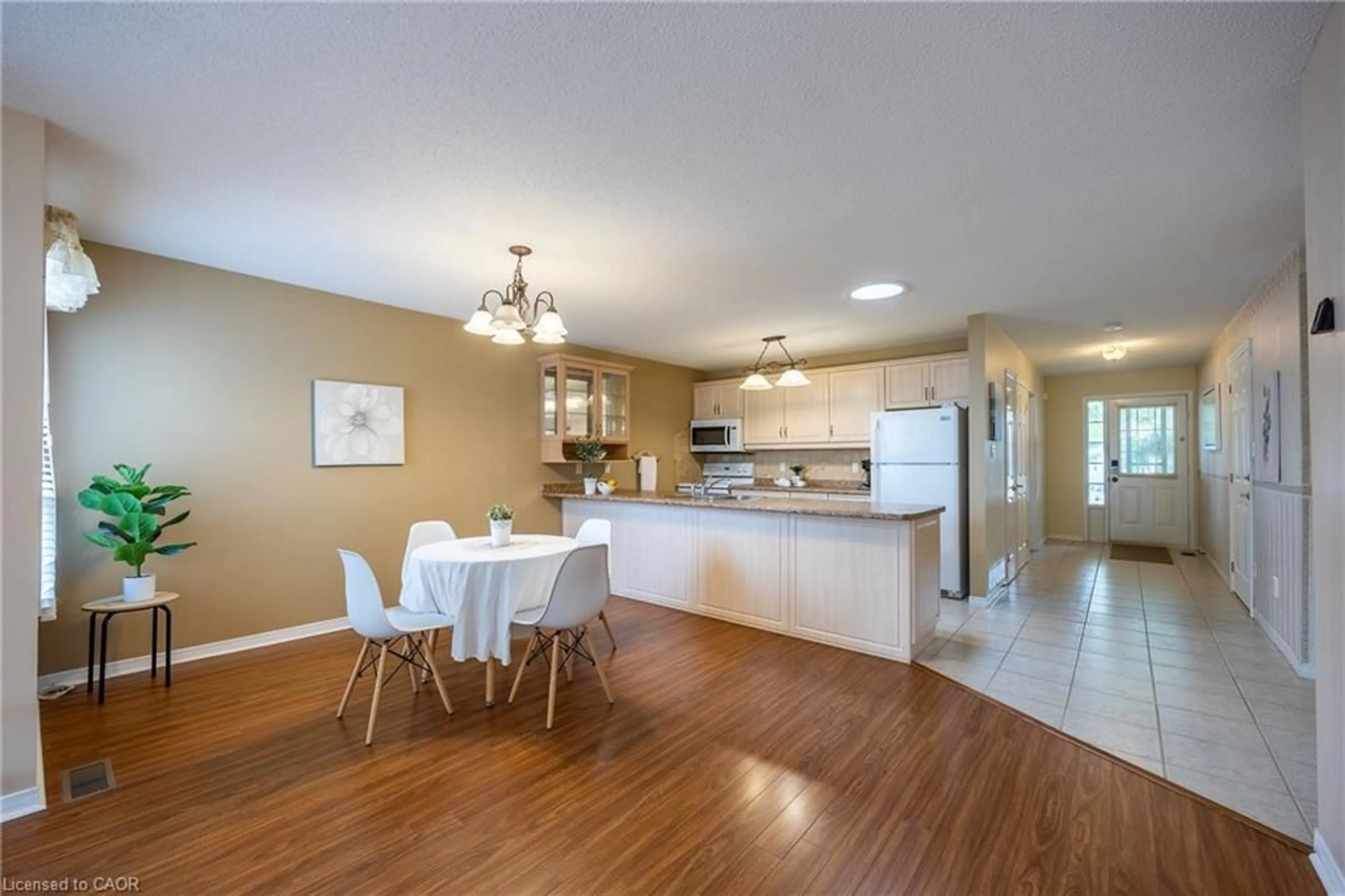 Open concept kitchen, unknown for 4 Walsingham Dr, Port Rowan Ontario N0E 1M0
