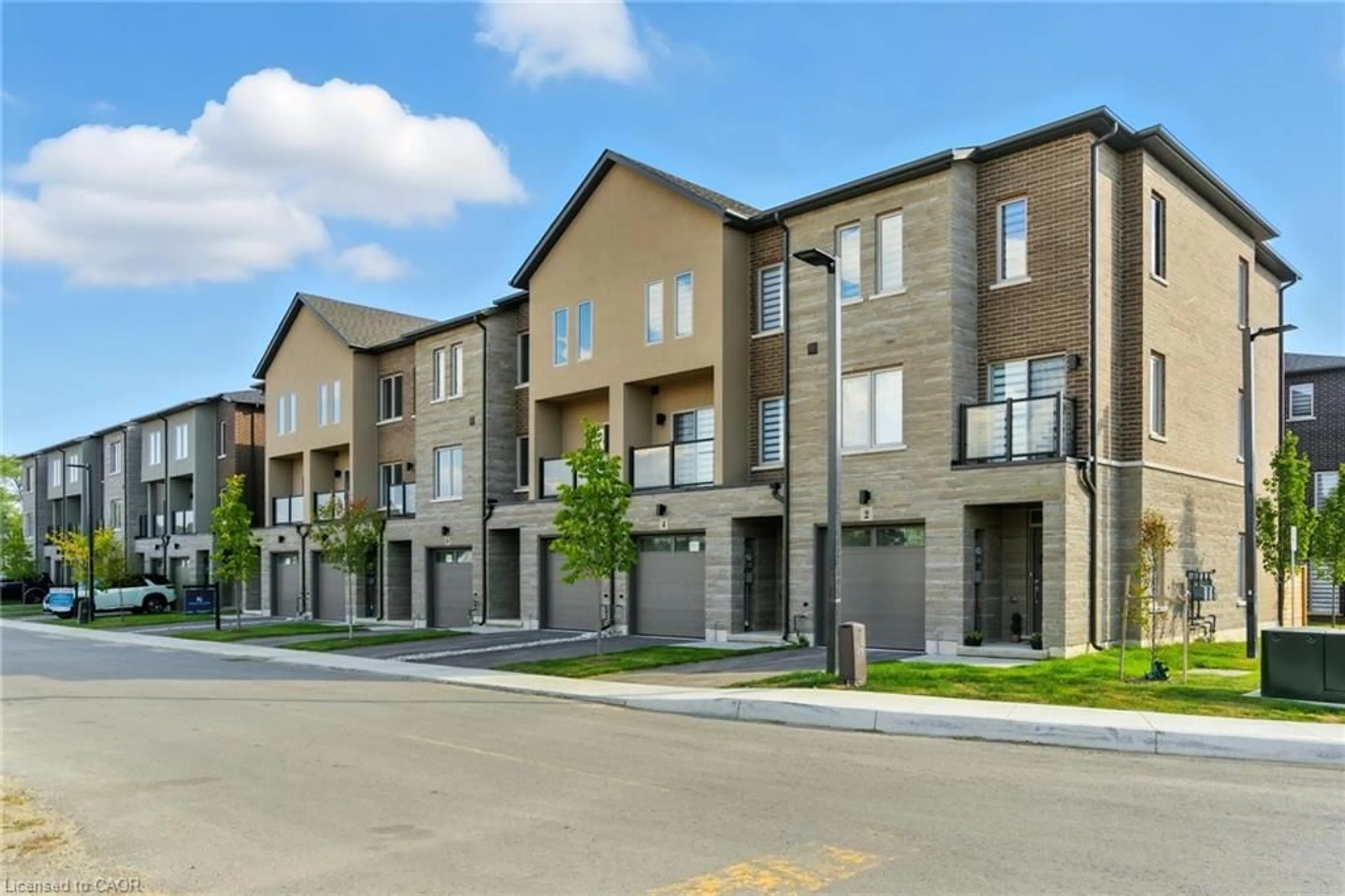Unknown for 4 Clear Valley Lane, Mount Hope Ontario L0R 1W0