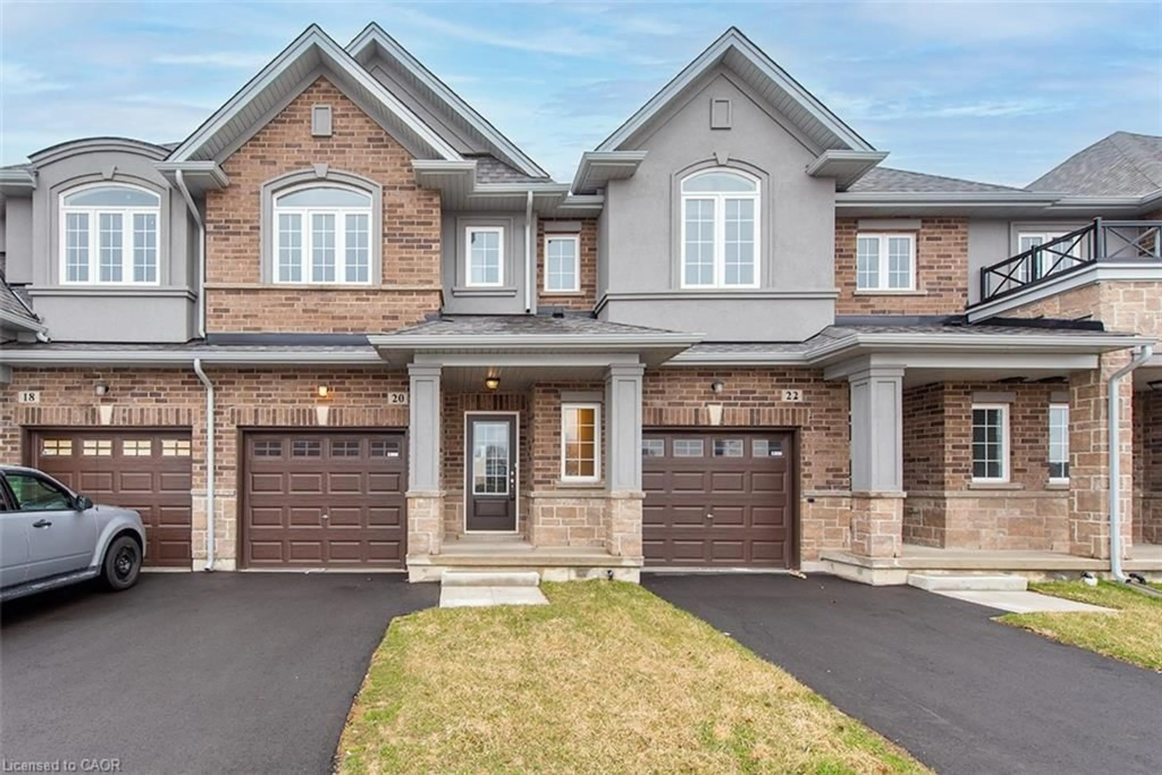 Home with brick exterior material, street for 20 Linden Park Lane, Hamilton Ontario L9A 1Y1