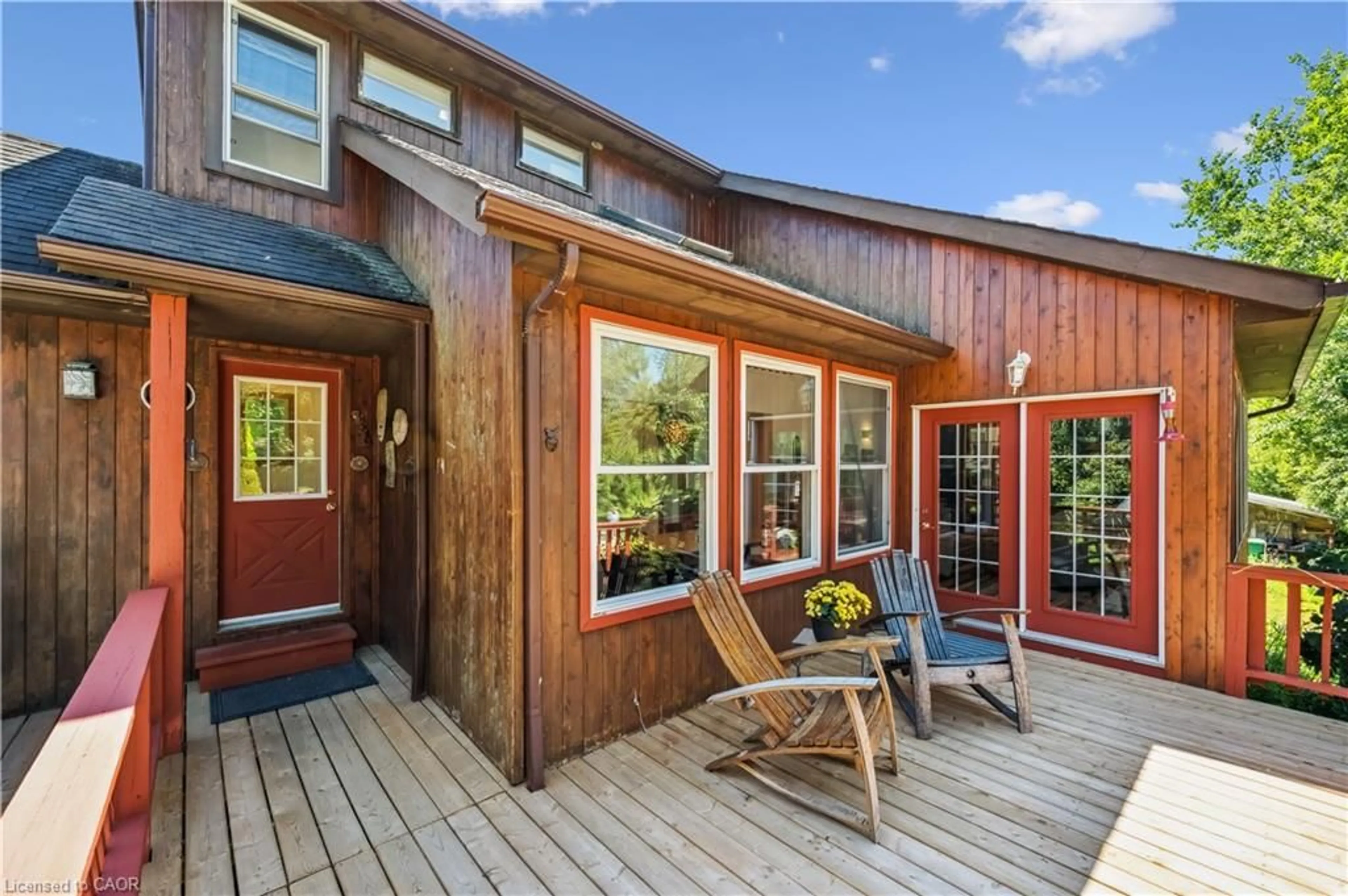 Patio, unknown for 6460 County Road 7, Elora Ontario N0B 1S0