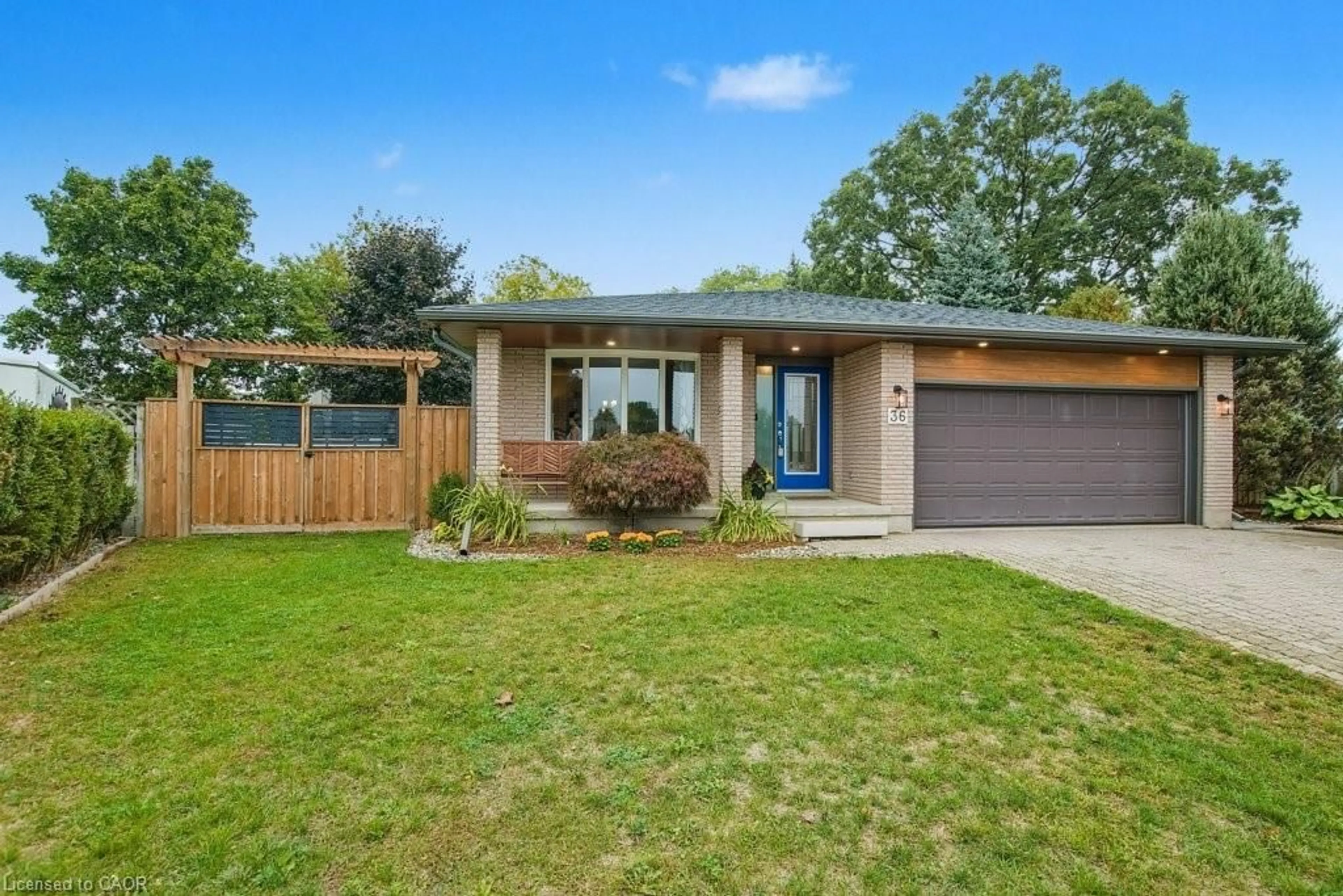 Home with brick exterior material, street for 36 Crystal Crt, Cambridge Ontario N1R 7T2