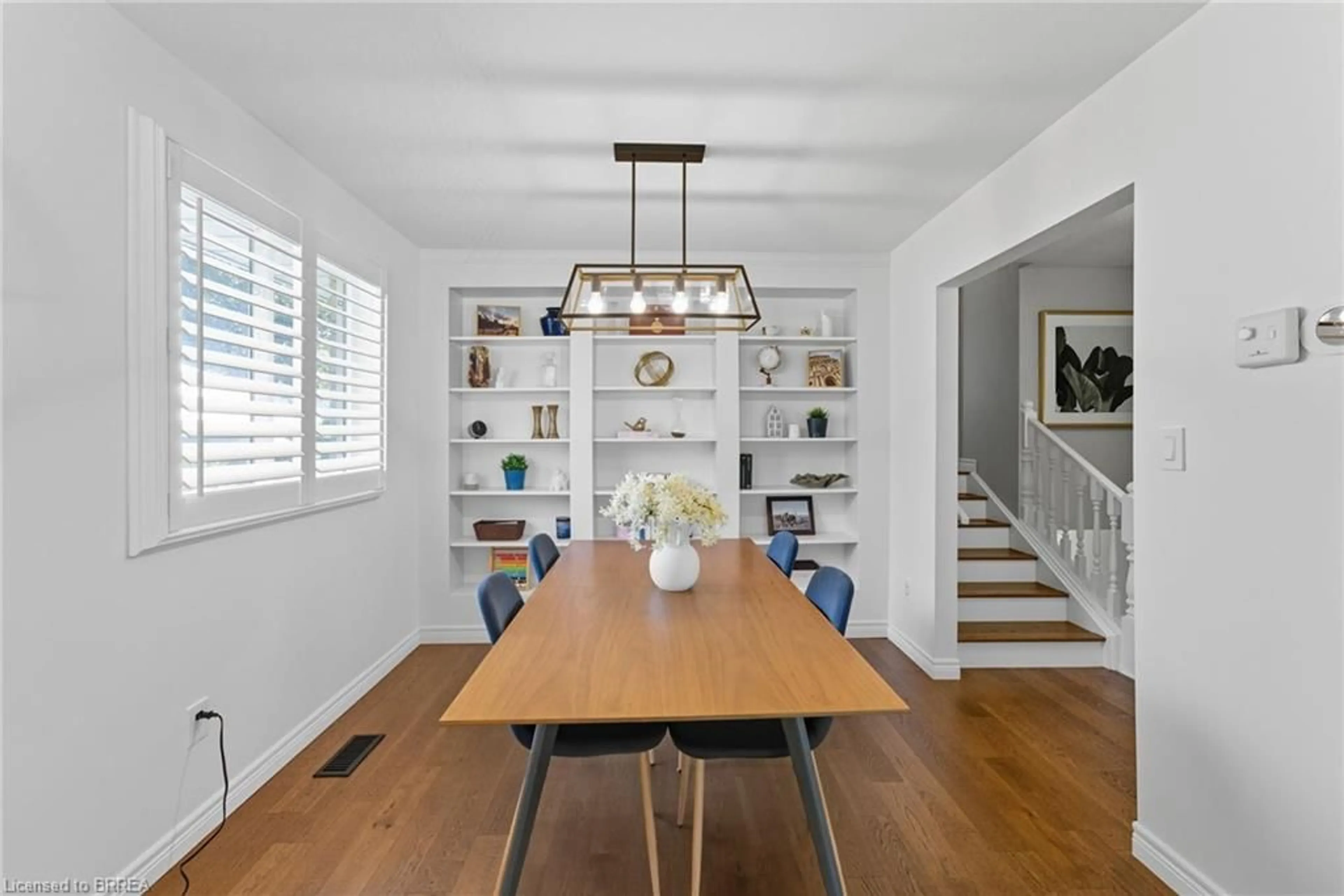 Dining room, wood/laminate floor for 37 Wildflower Lane, Brantford Ontario N3R 6B3