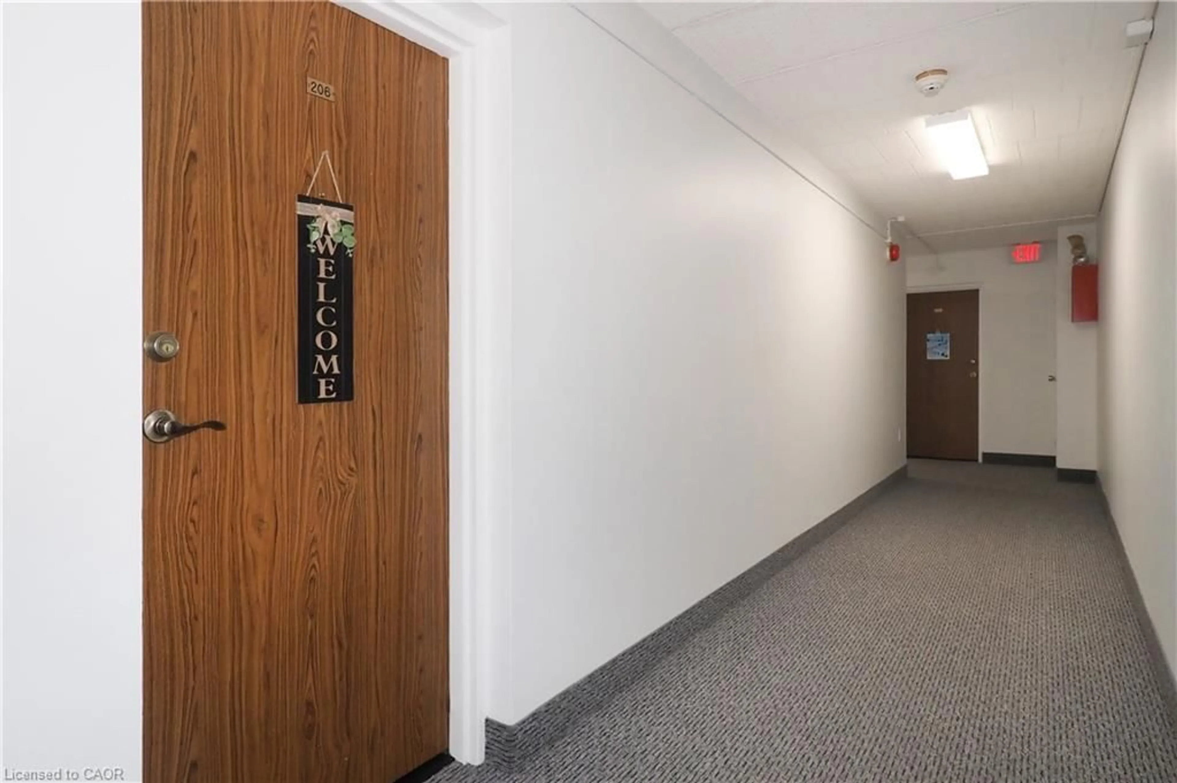 Indoor foyer for 6 Walton Ave #206, Kitchener Ontario N2C 2B5