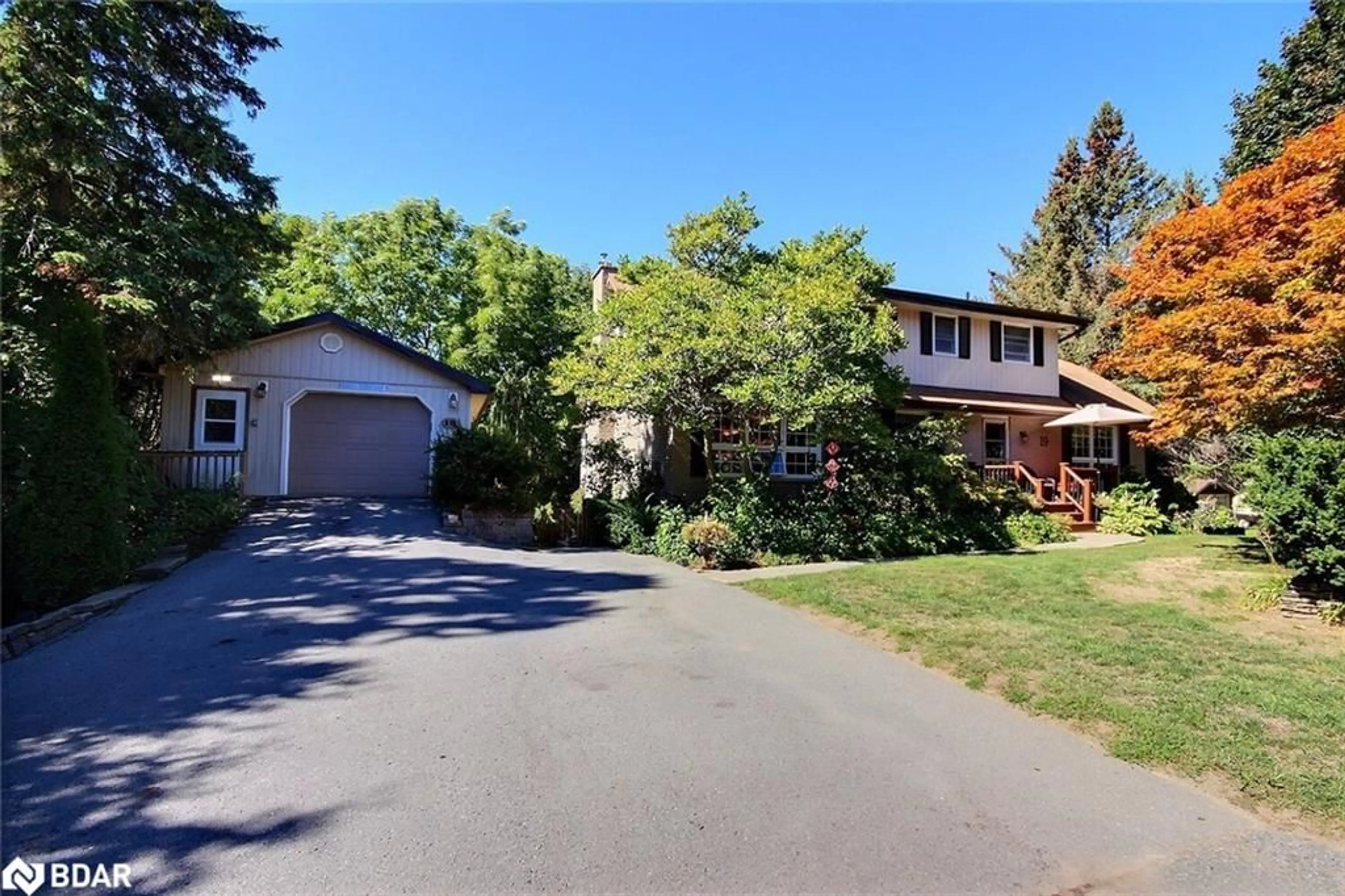 A pic from outside/outdoor area/front of a property/back of a property/a pic from drone, street for 19 Orchard Cres, Brighton Ontario K0K 1H0