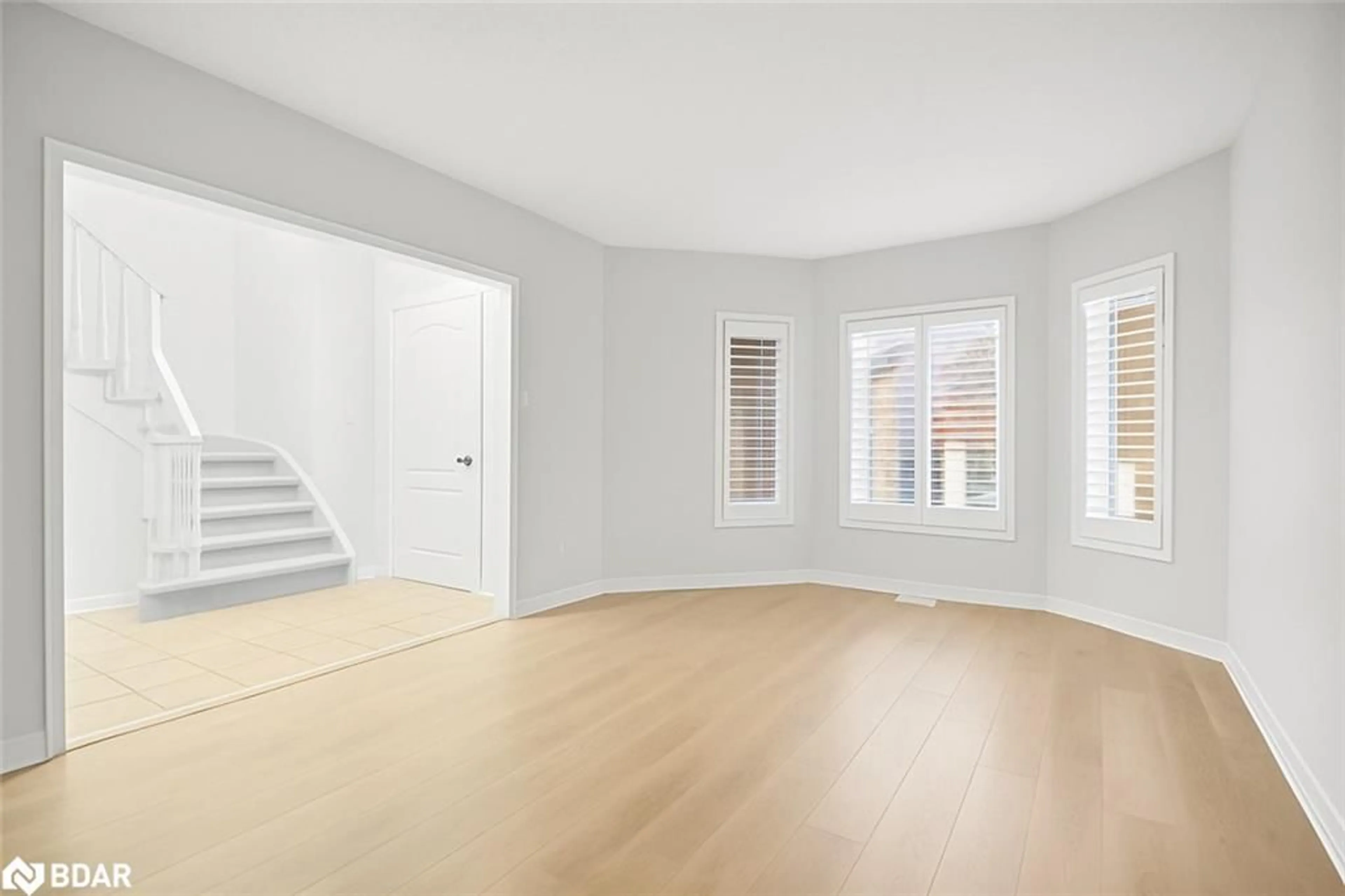 A pic of a room for 6411 Seaver Rd, Mississauga Ontario L5V 2J2