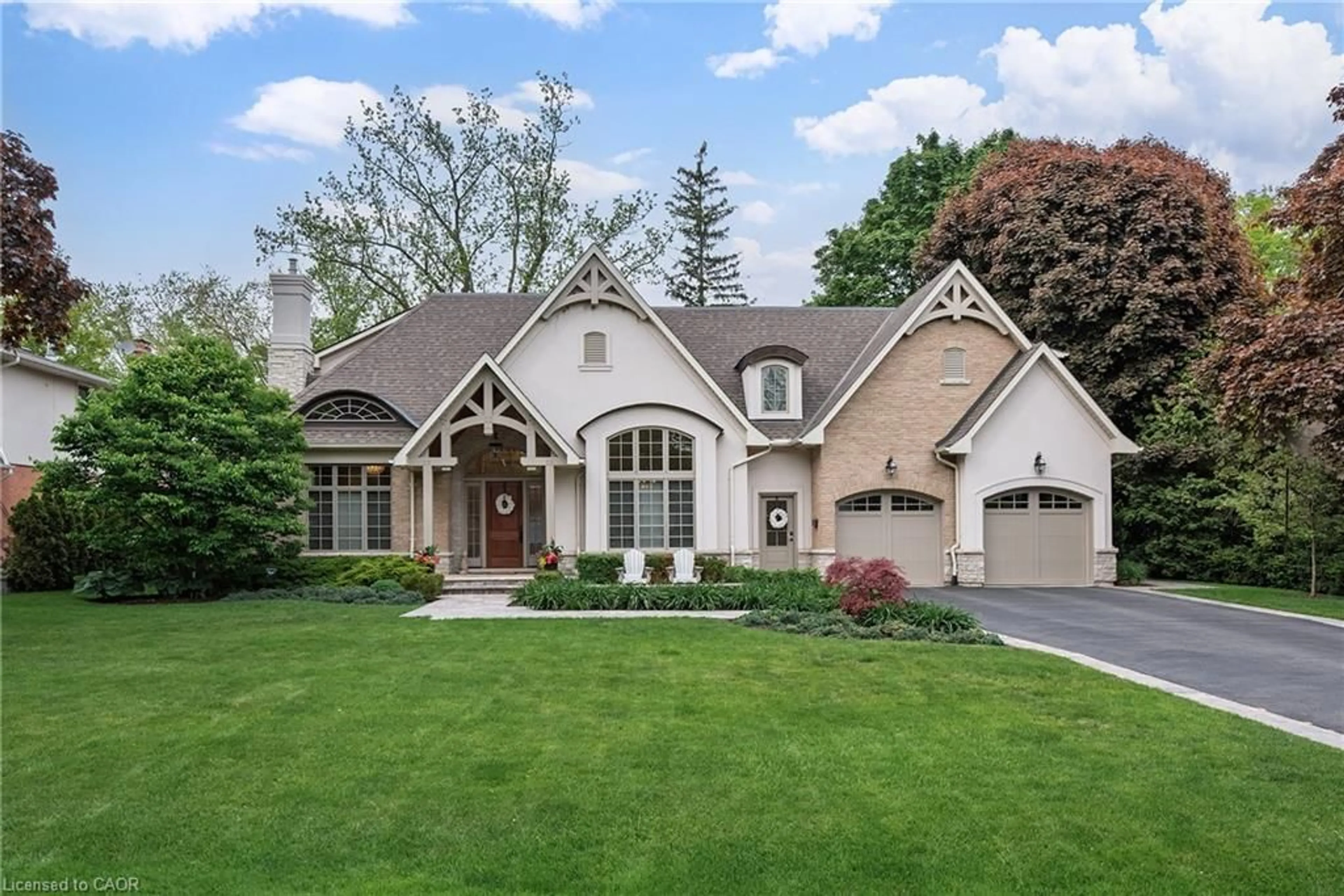 Home with brick exterior material, street for 209 Donessle Dr, Oakville Ontario L6J 3Y7