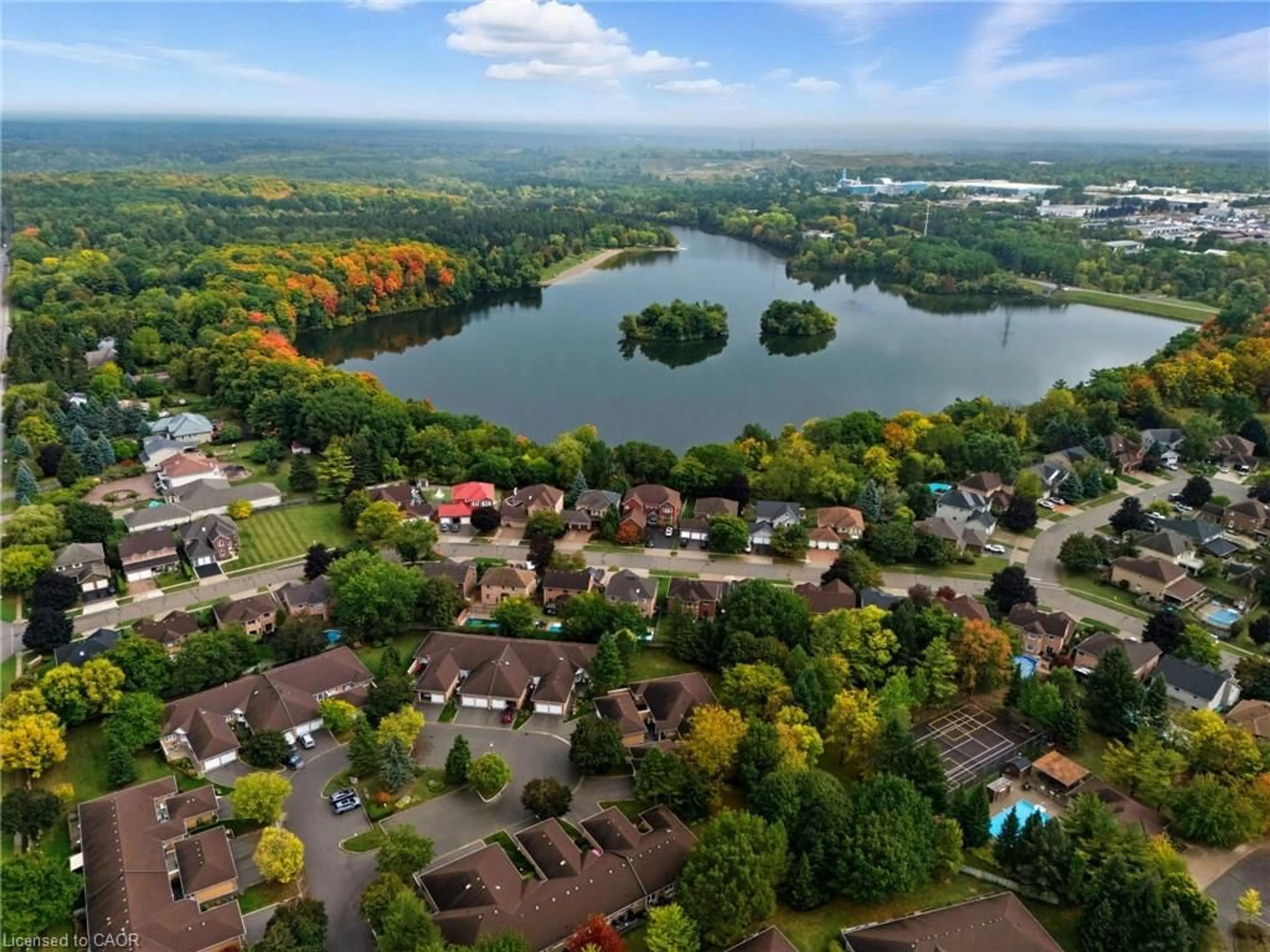 A pic from outside/outdoor area/front of a property/back of a property/a pic from drone, water/lake/river/ocean view for 23 Beasley Cres, Cambridge Ontario N1T 1J9