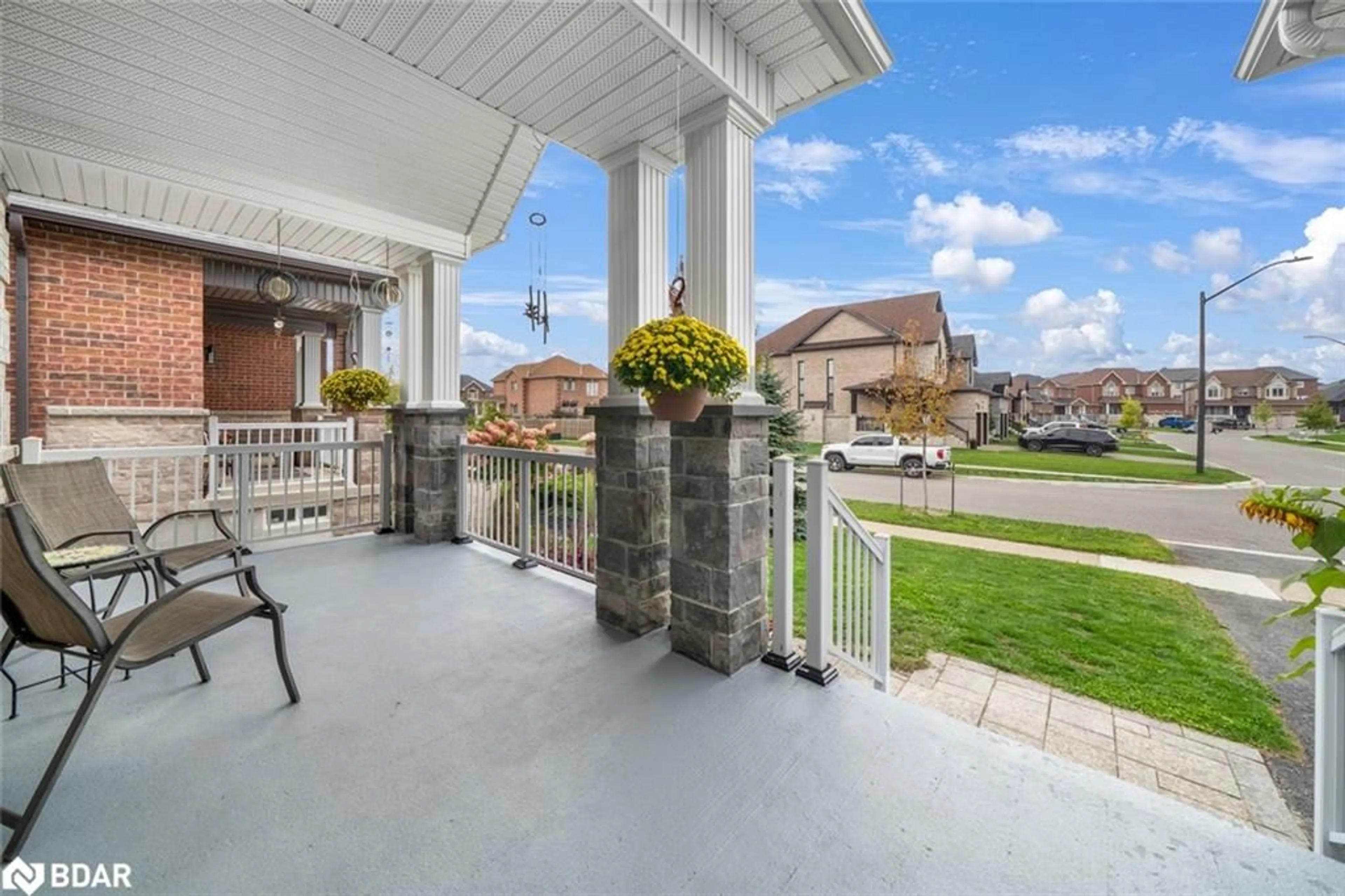 Patio, street for 1120 Quarry Drive, Innisfil Ontario L9S 4W9