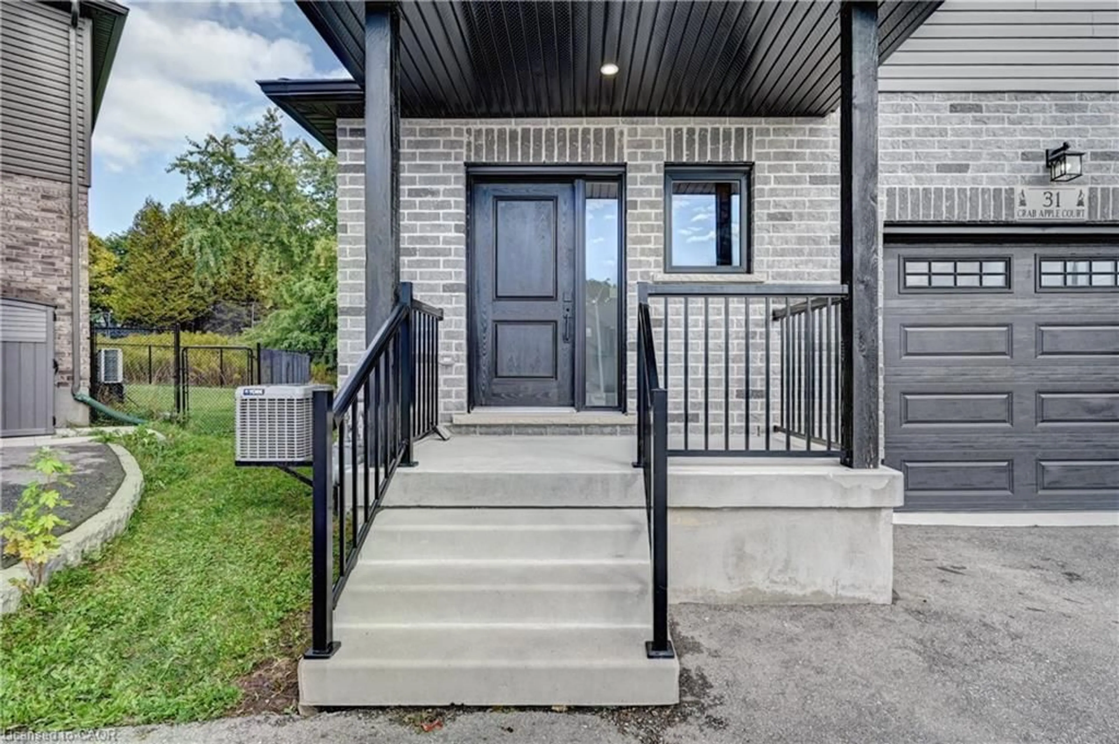 Unknown for 31 Crab Apple Crt, Wellesley Ontario N0B 2T0