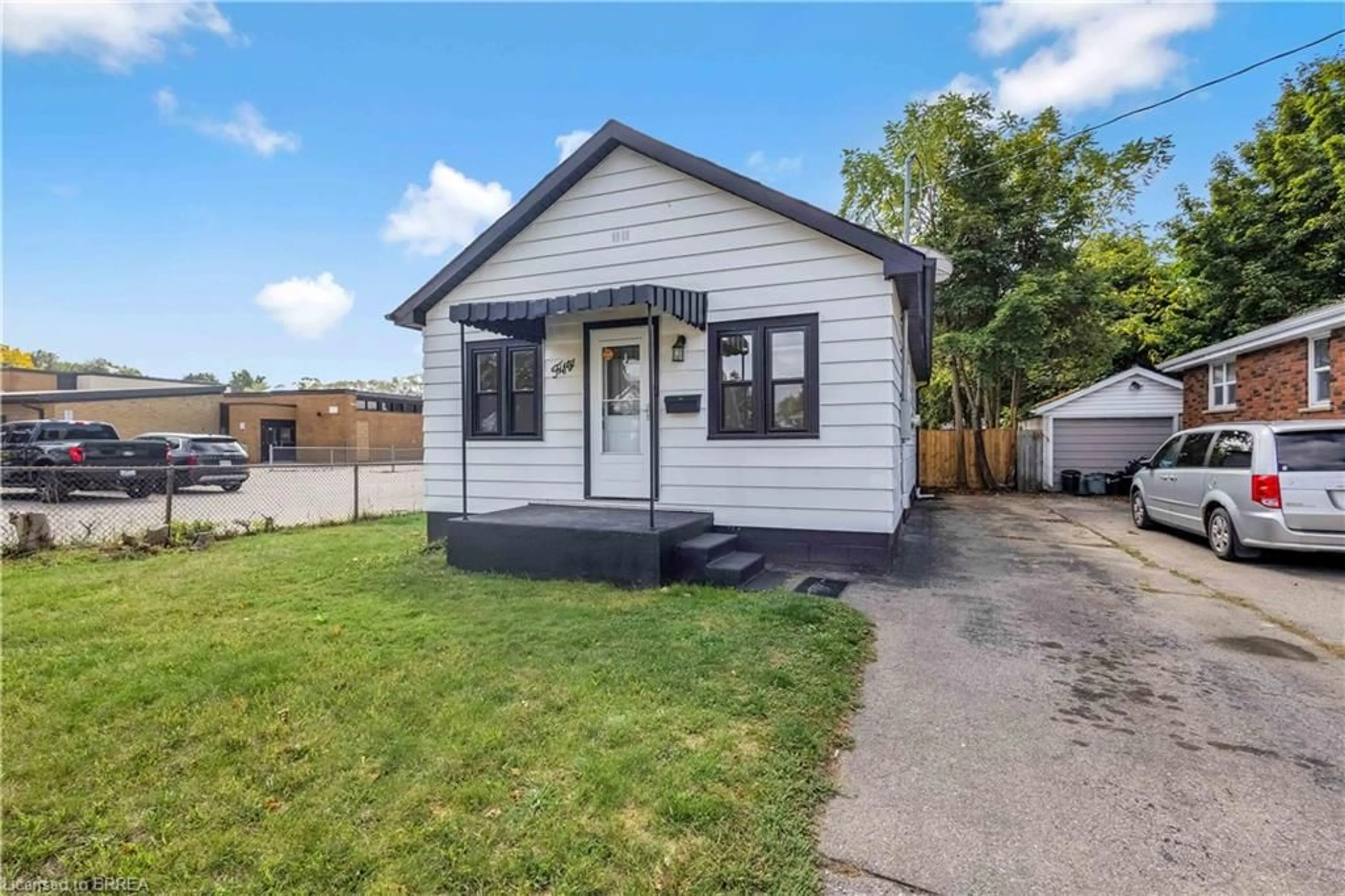 Unknown for 50 Morton Ave, Brantford Ontario N3R 2N5