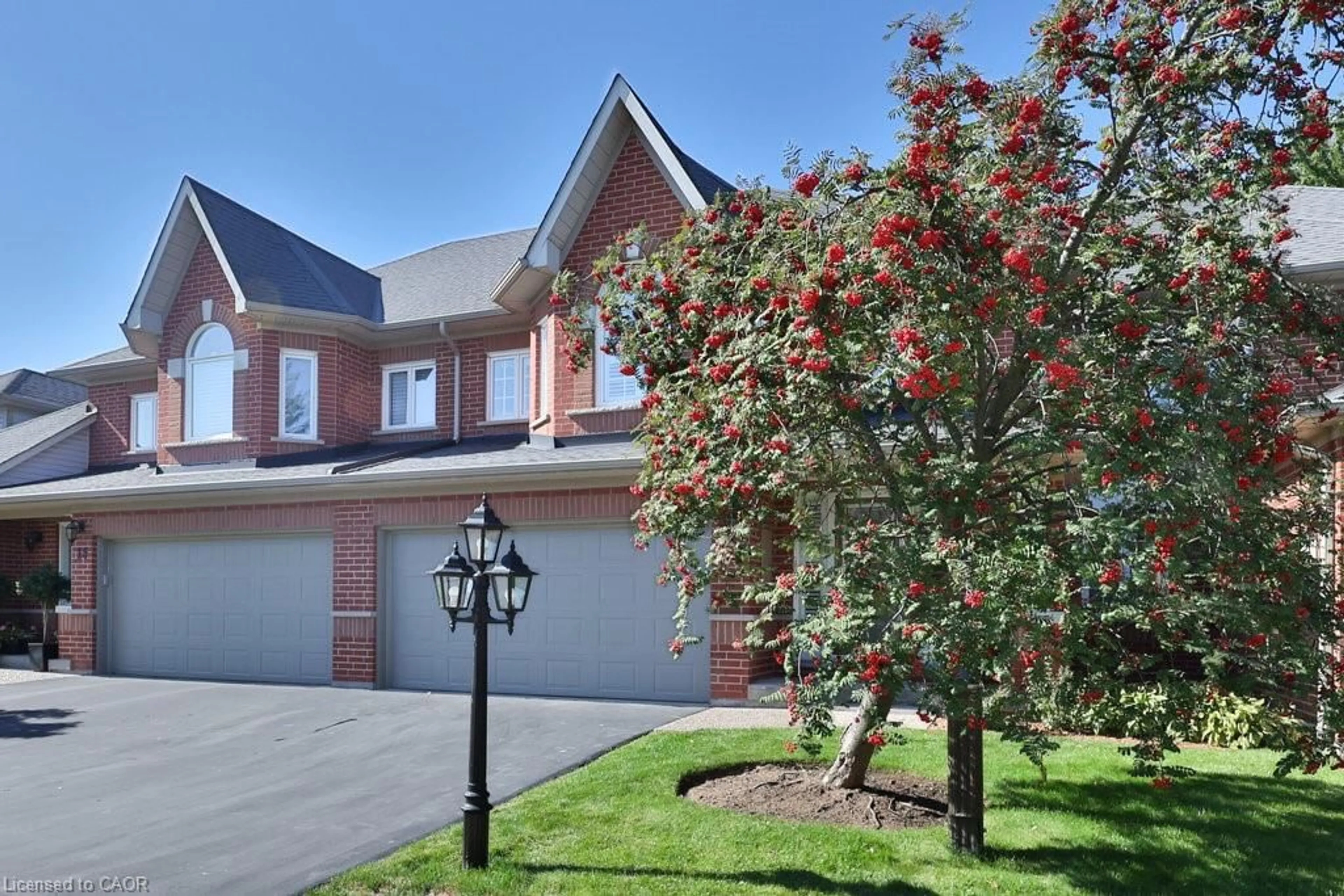 Unknown for 2165 Country Club Dr #16, Burlington Ontario L7M 4H4