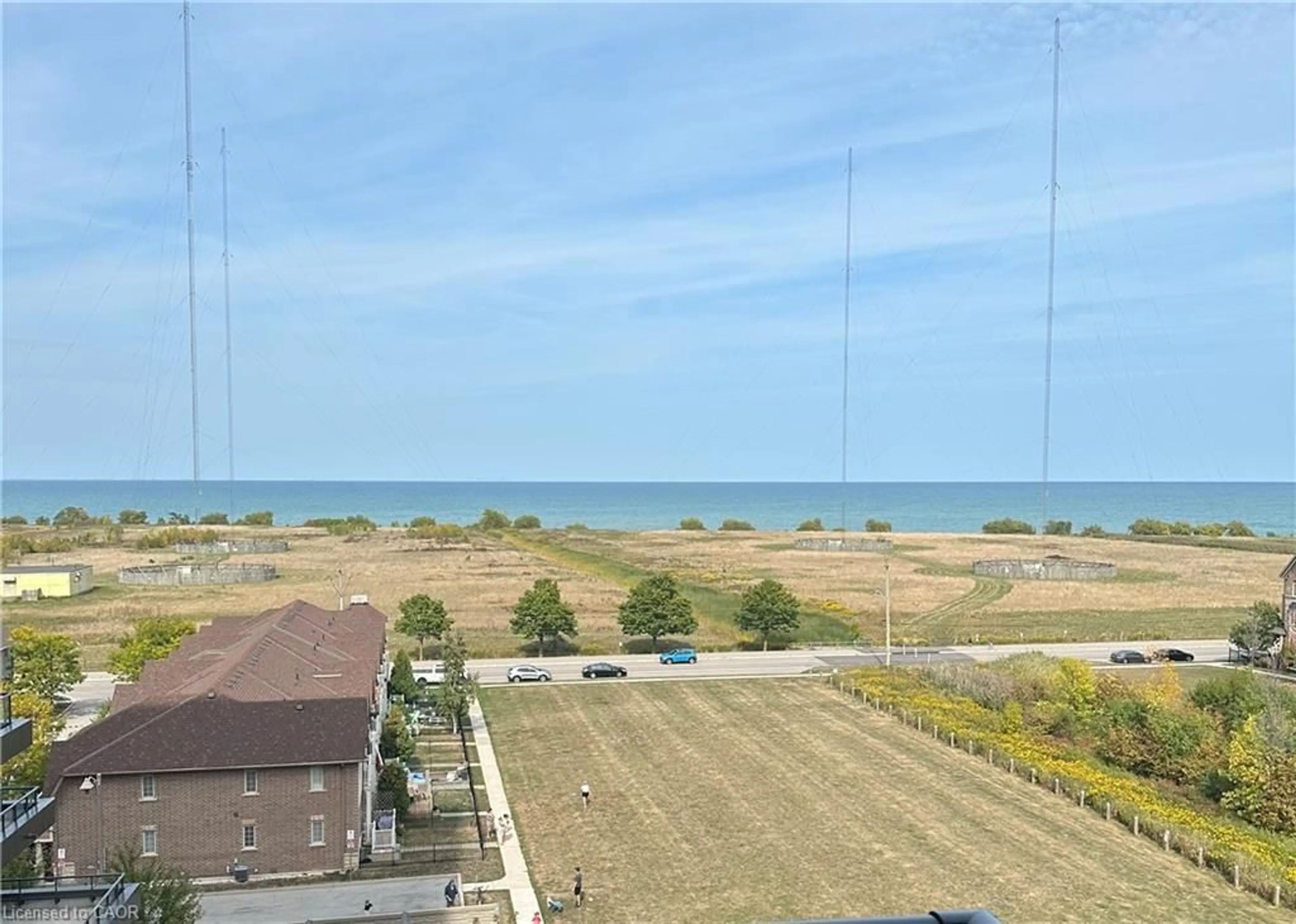 A pic from outside/outdoor area/front of a property/back of a property/a pic from drone, water/lake/river/ocean view for 550 North Service Rd #612, Grimsby Ontario L3M 4E8