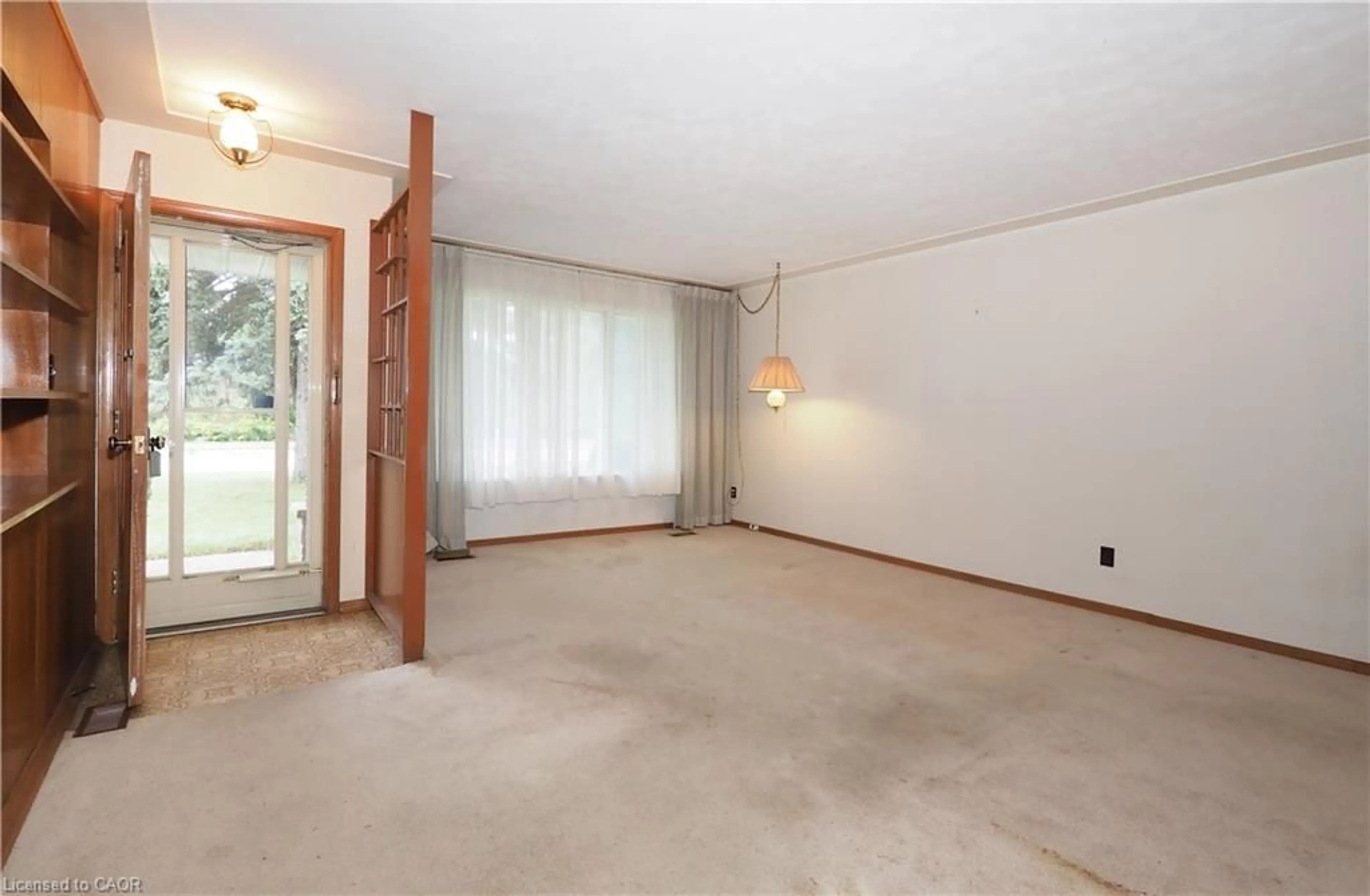 A pic of a room for 881 Dunbar Rd, Cambridge Ontario N3H 2T6