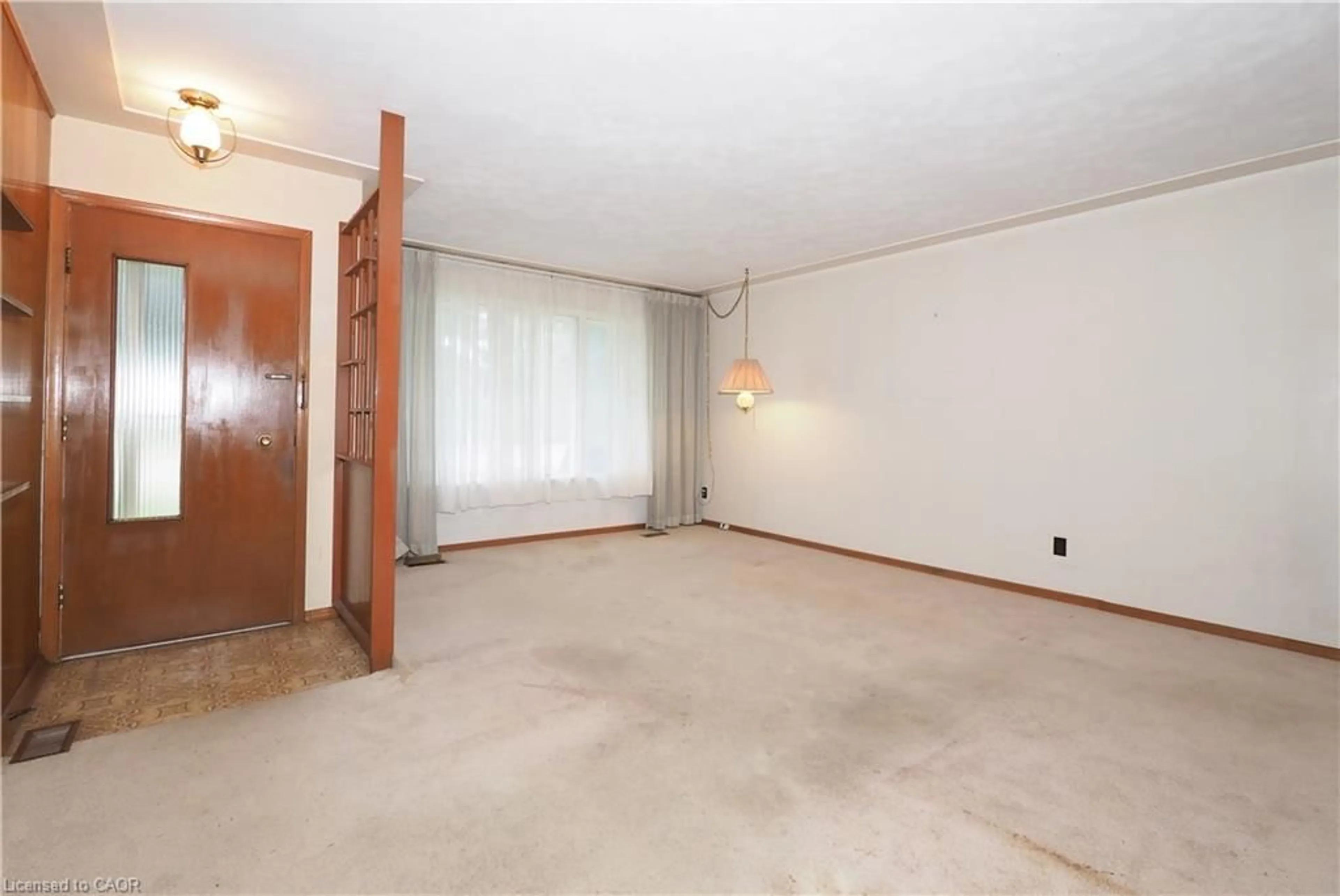 A pic of a room for 881 Dunbar Rd, Cambridge Ontario N3H 2T6