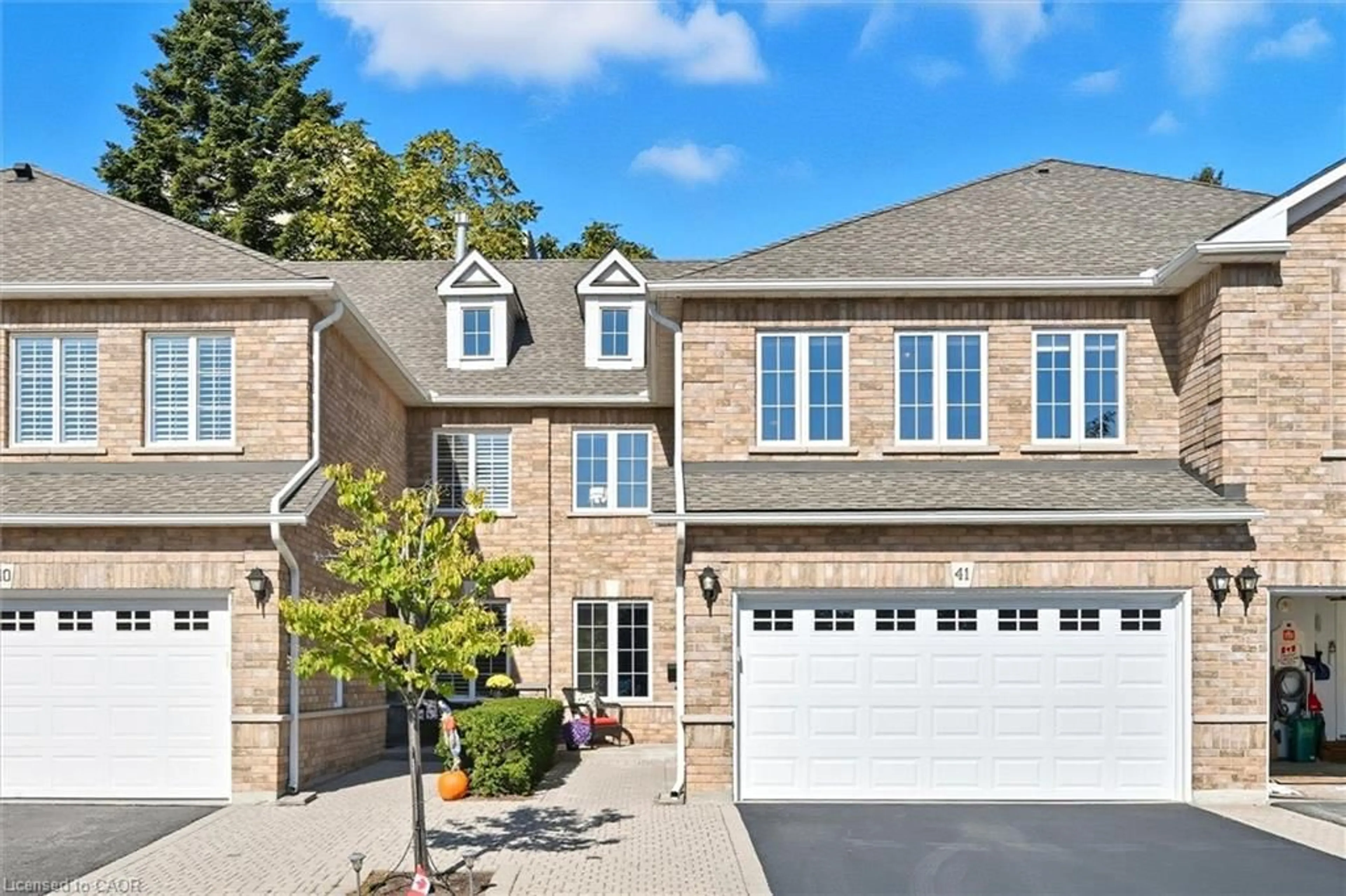 Home with brick exterior material, street for 3045 New St #41, Burlington Ontario L7N 3V9