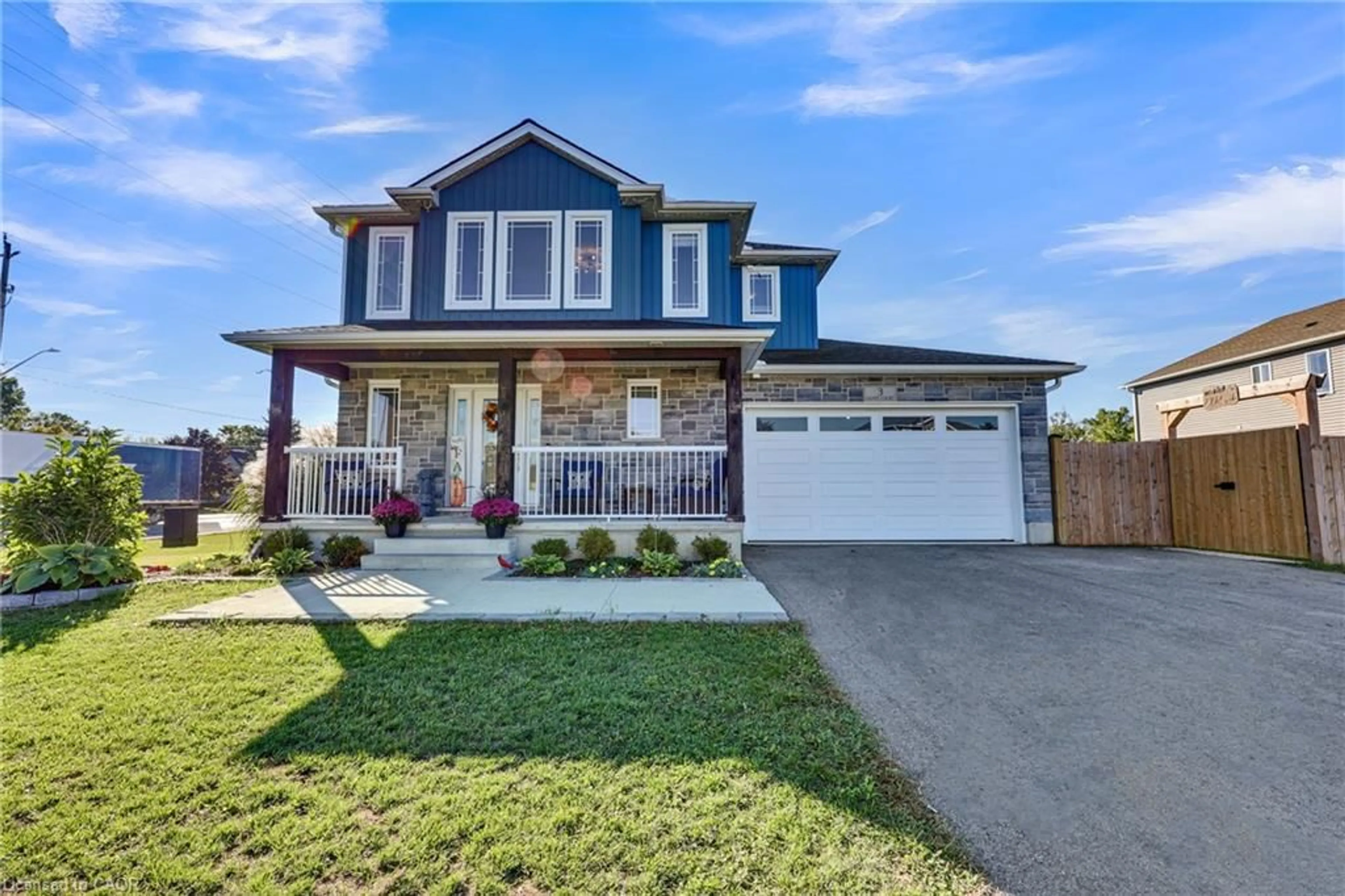 Home with brick exterior material, street for 3 Sandy Court, Tillsonburg Ontario N4G 0H6