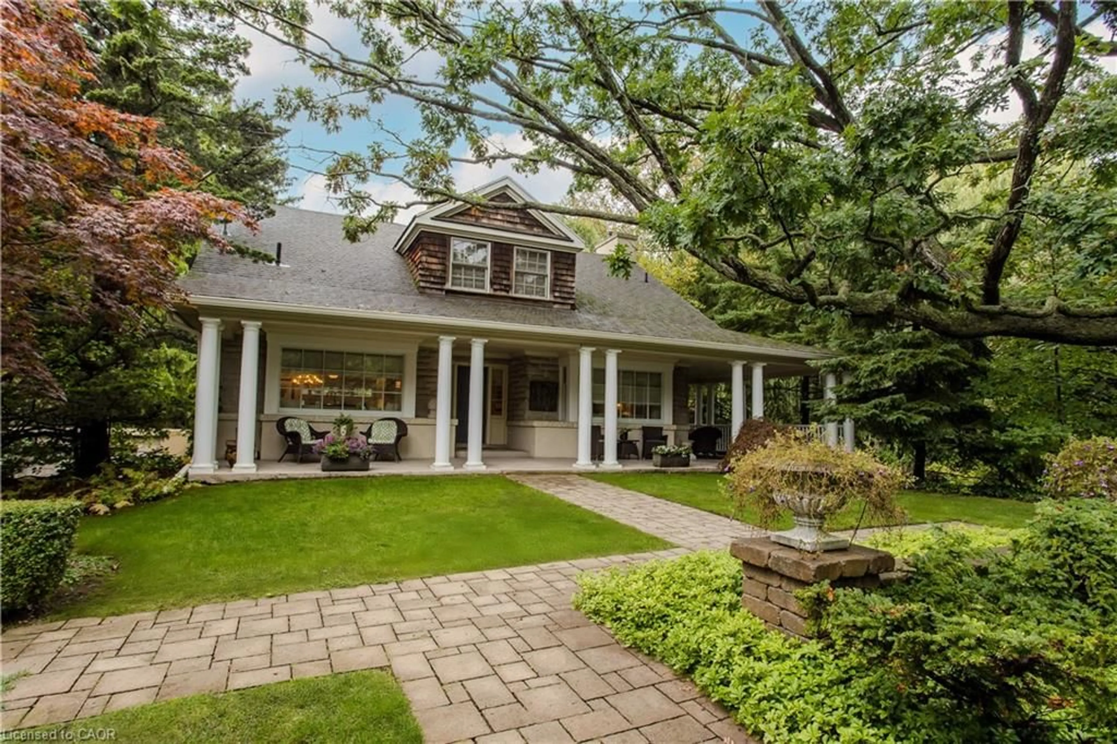 Patio, street for 149 North Shore Blvd, Burlington Ontario L7T 1W5