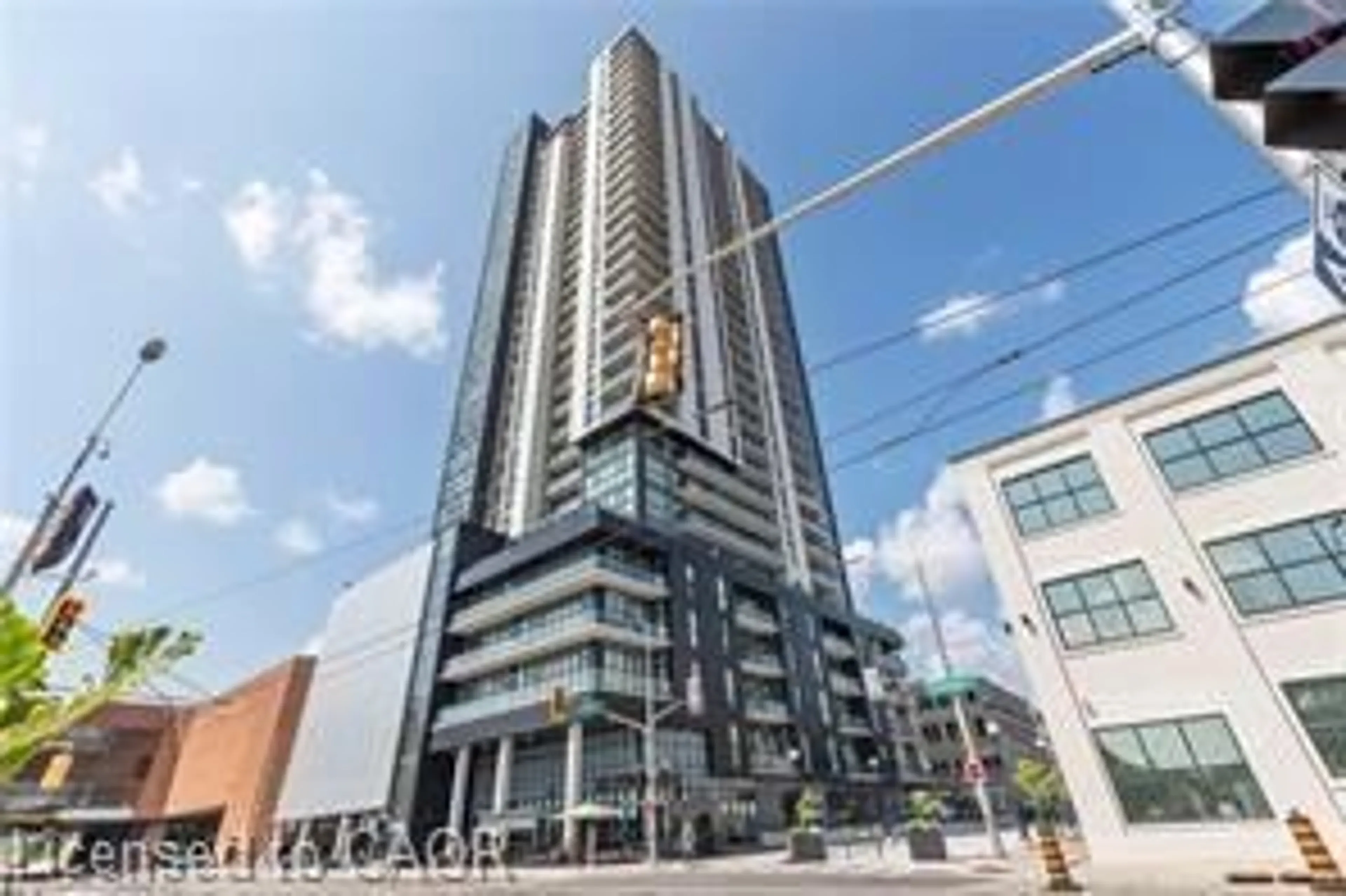 Indoor foyer for 60 Charles St #3008, Kitchener Ontario N2G 0C9