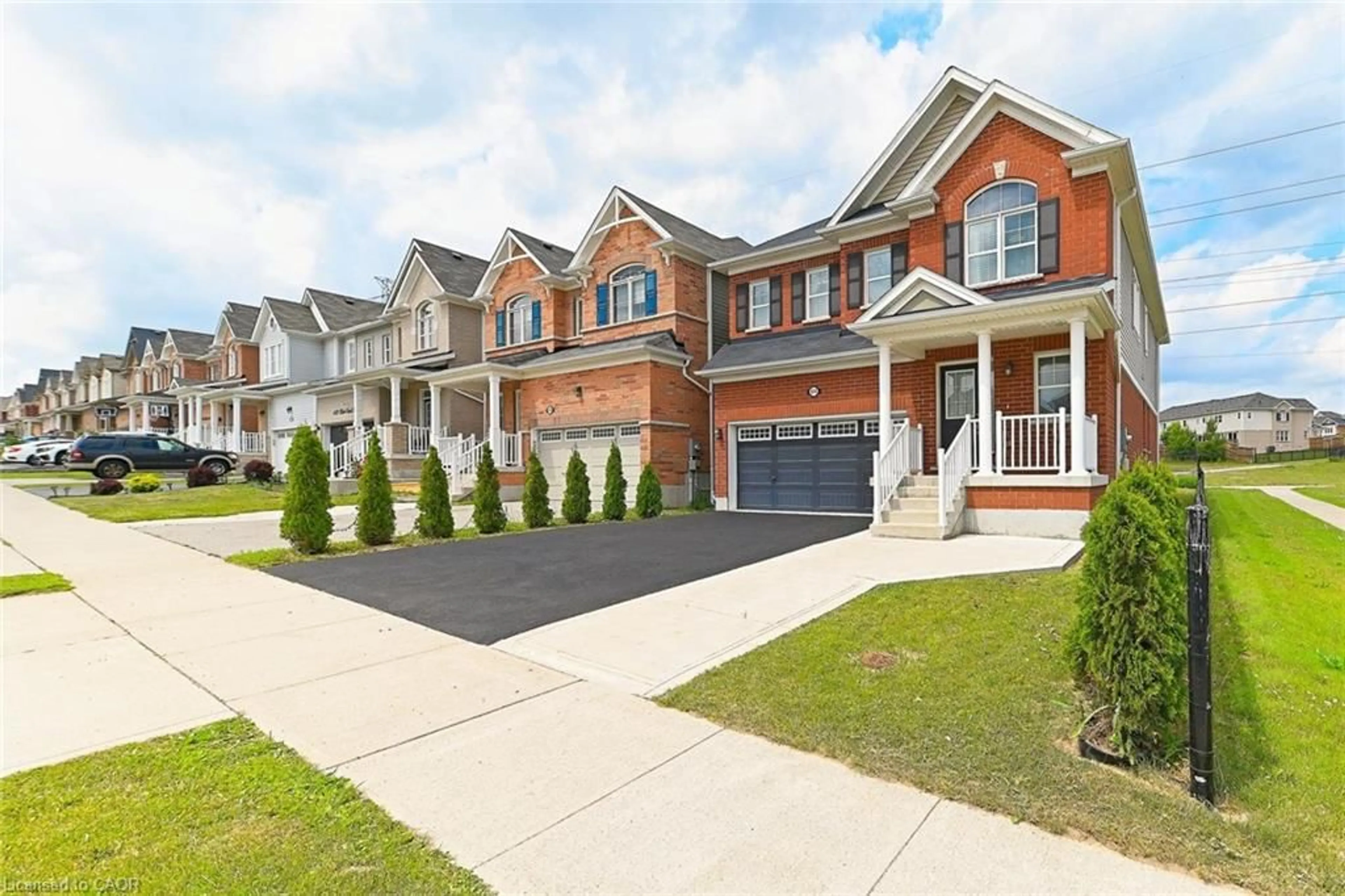 Home with brick exterior material, street for 474 Blair Creek Dr, Kitchener Ontario N2P 2H6
