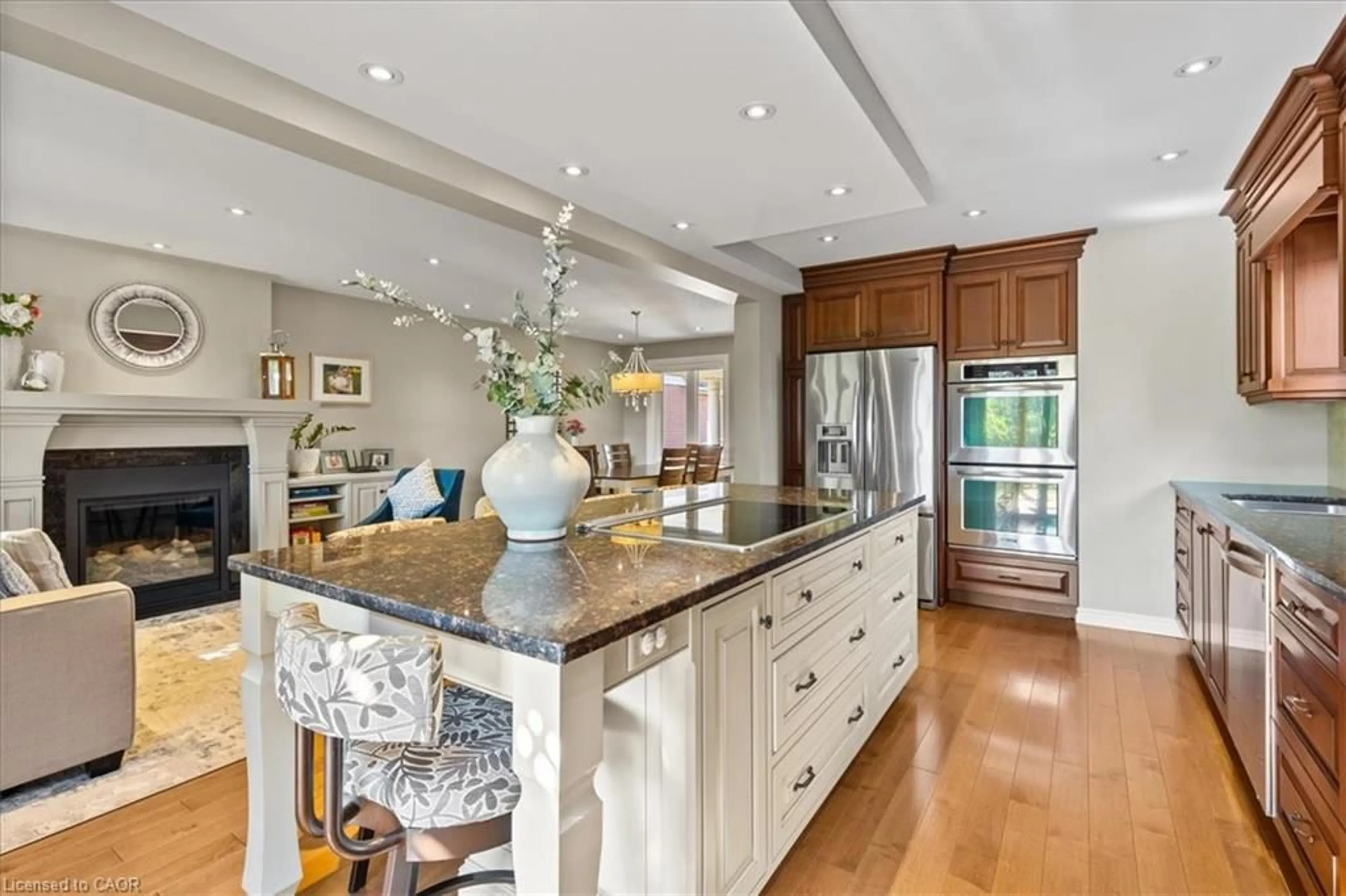 Open concept kitchen, unknown for 476 Hidden Creek Dr, Kitchener Ontario N2N 3M1