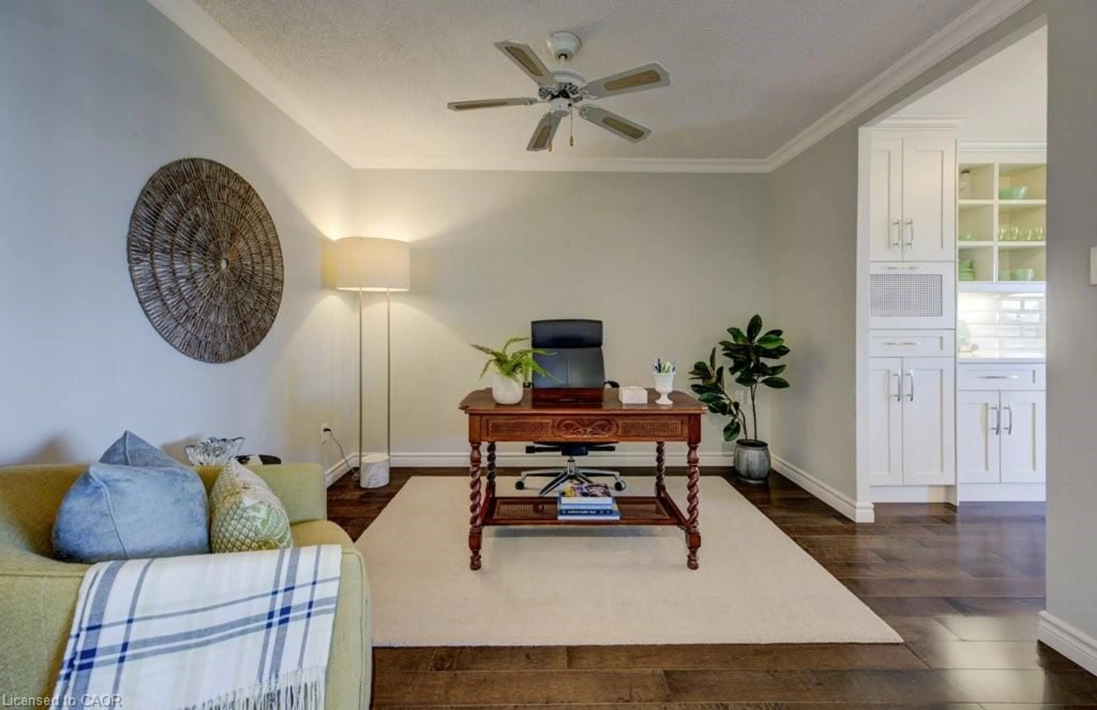 Living room with furniture, wood/laminate floor for 265 Westcourt Pl #505, Waterloo Ontario N2L 6E4