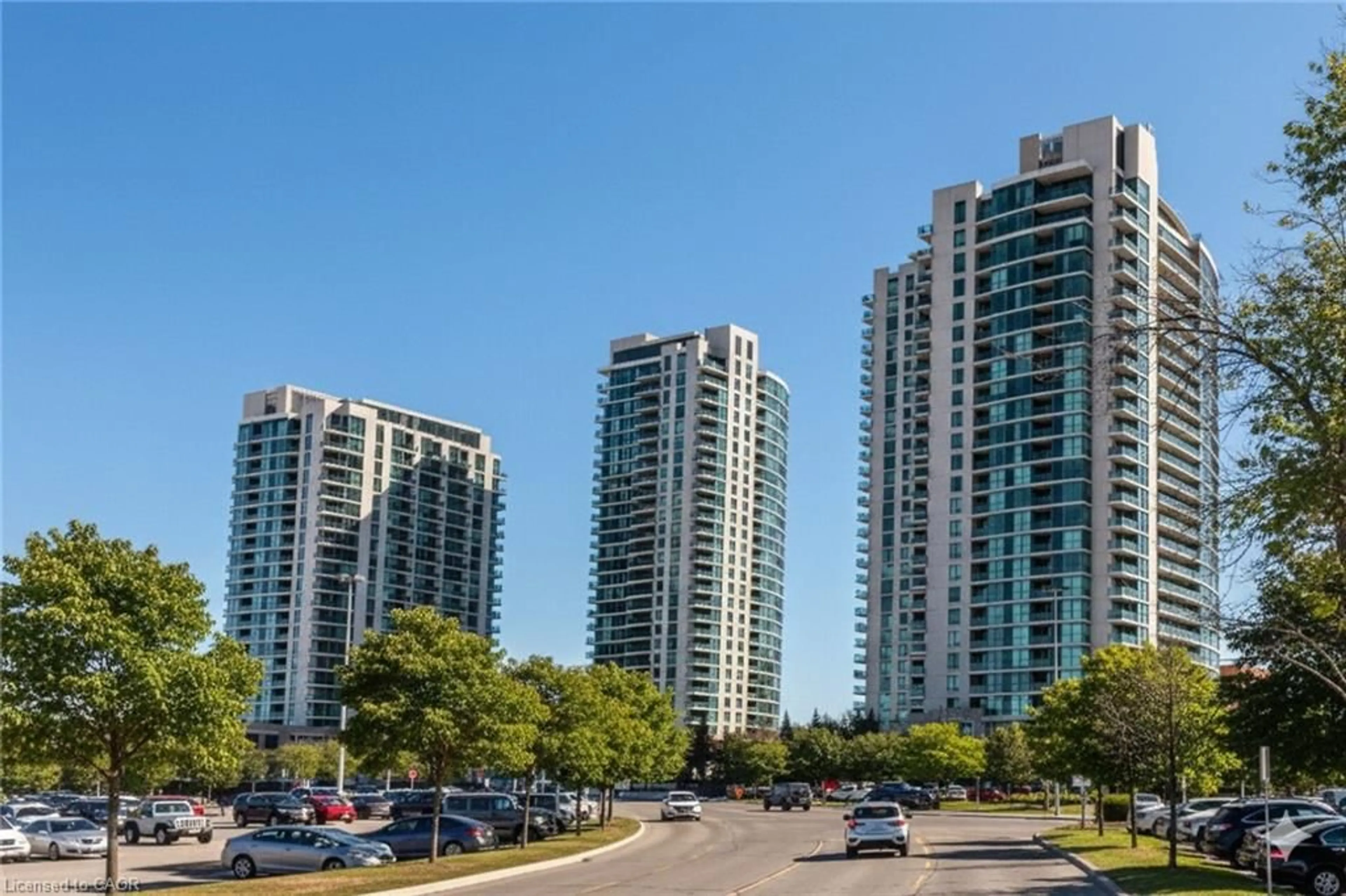 A pic from outside/outdoor area/front of a property/back of a property/a pic from drone, city buildings view from balcony for 225 Sherway Gardens Rd #2905, Etobicoke Ontario M9C 0A3