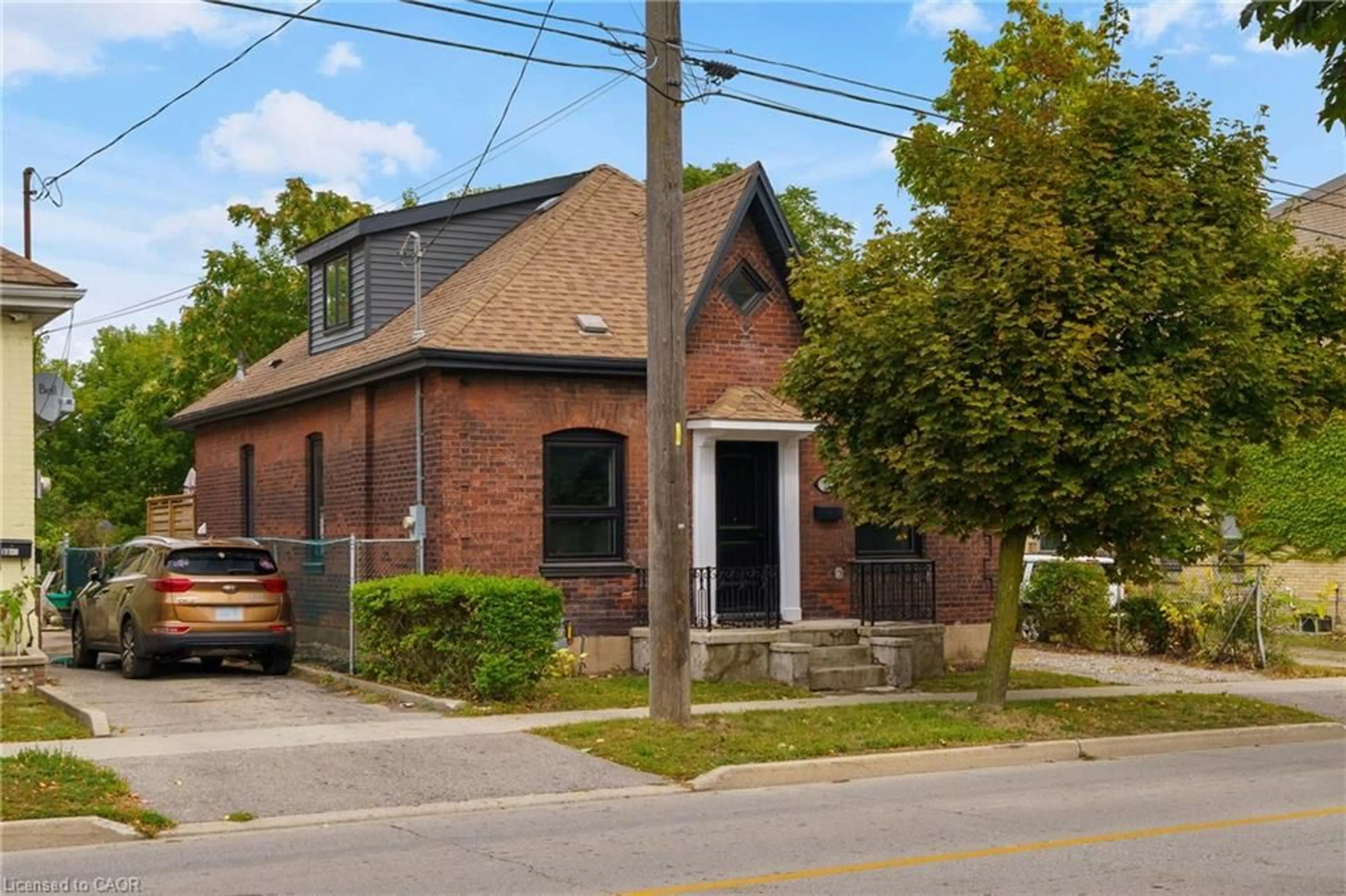 Home with brick exterior material, street for 51 Terrace Hill St, Brantford Ontario N3R 1E8