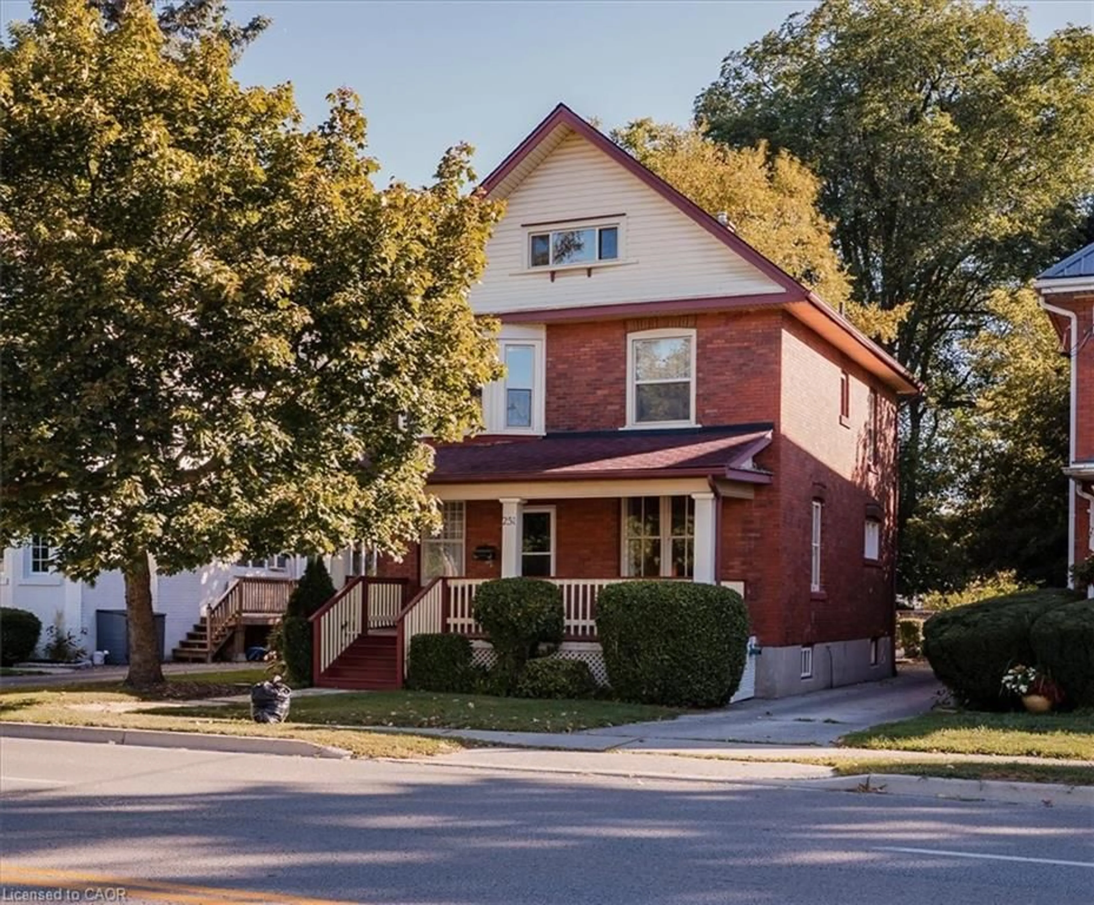 Home with brick exterior material, street for 251 Norfolk St, Simcoe Ontario N3Y 2W6