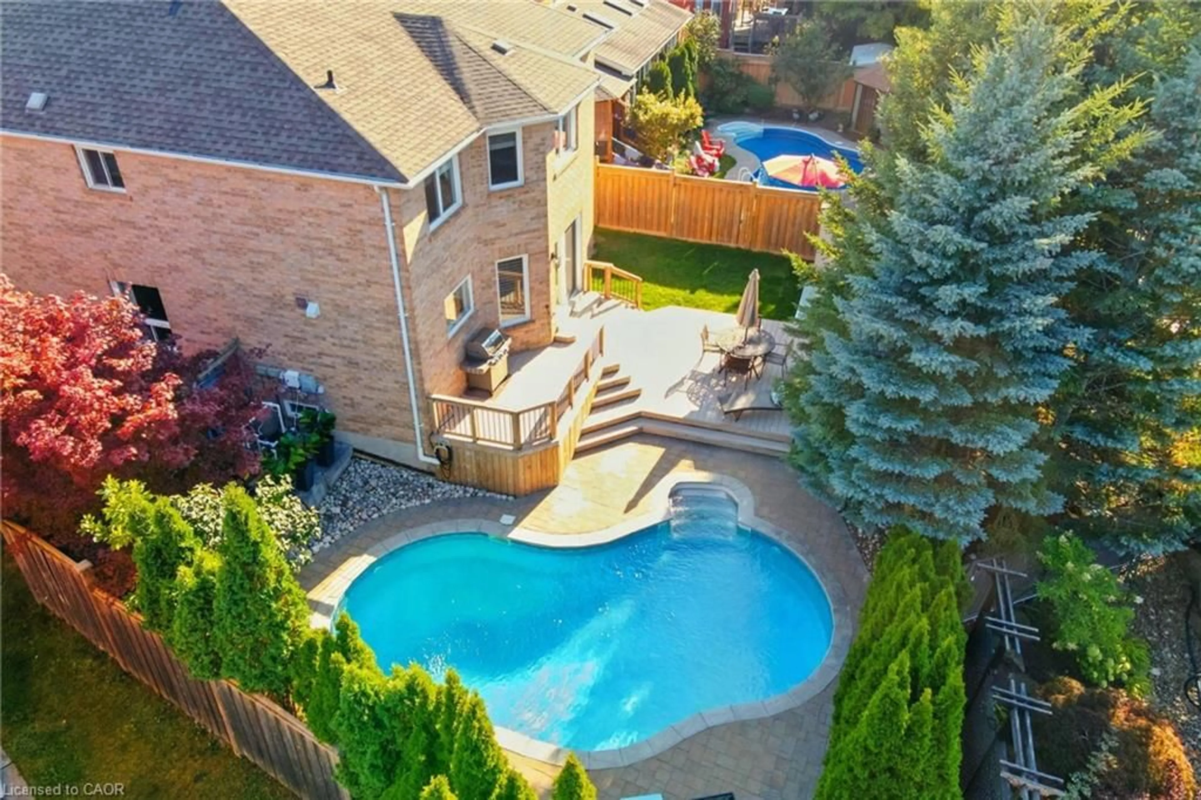 Pool for 34 Curry Cres, Georgetown Ontario L7G 5S9