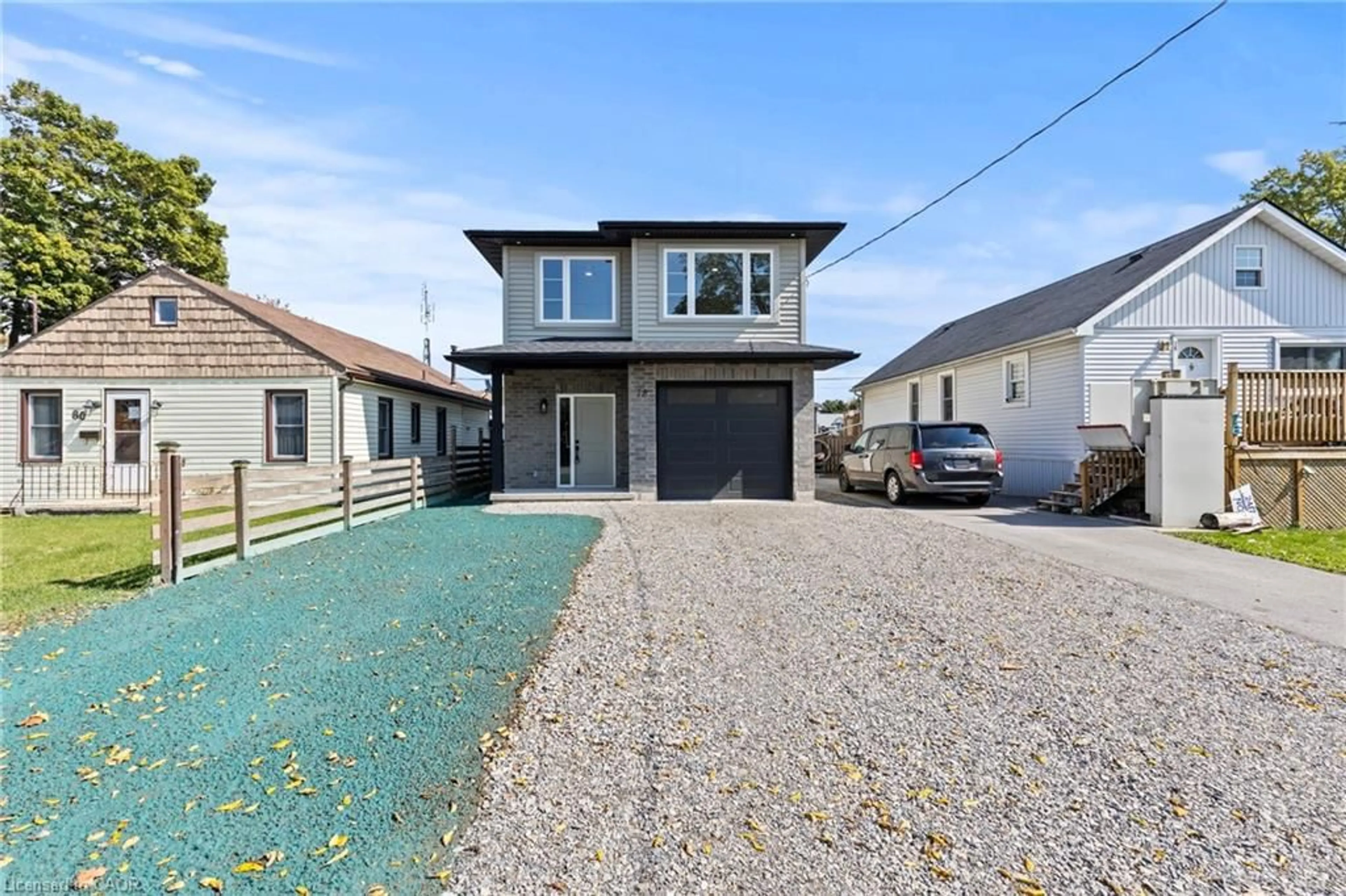 A pic from outside/outdoor area/front of a property/back of a property/a pic from drone, street for 78 Knoll St, Port Colborne Ontario K3K 5A6