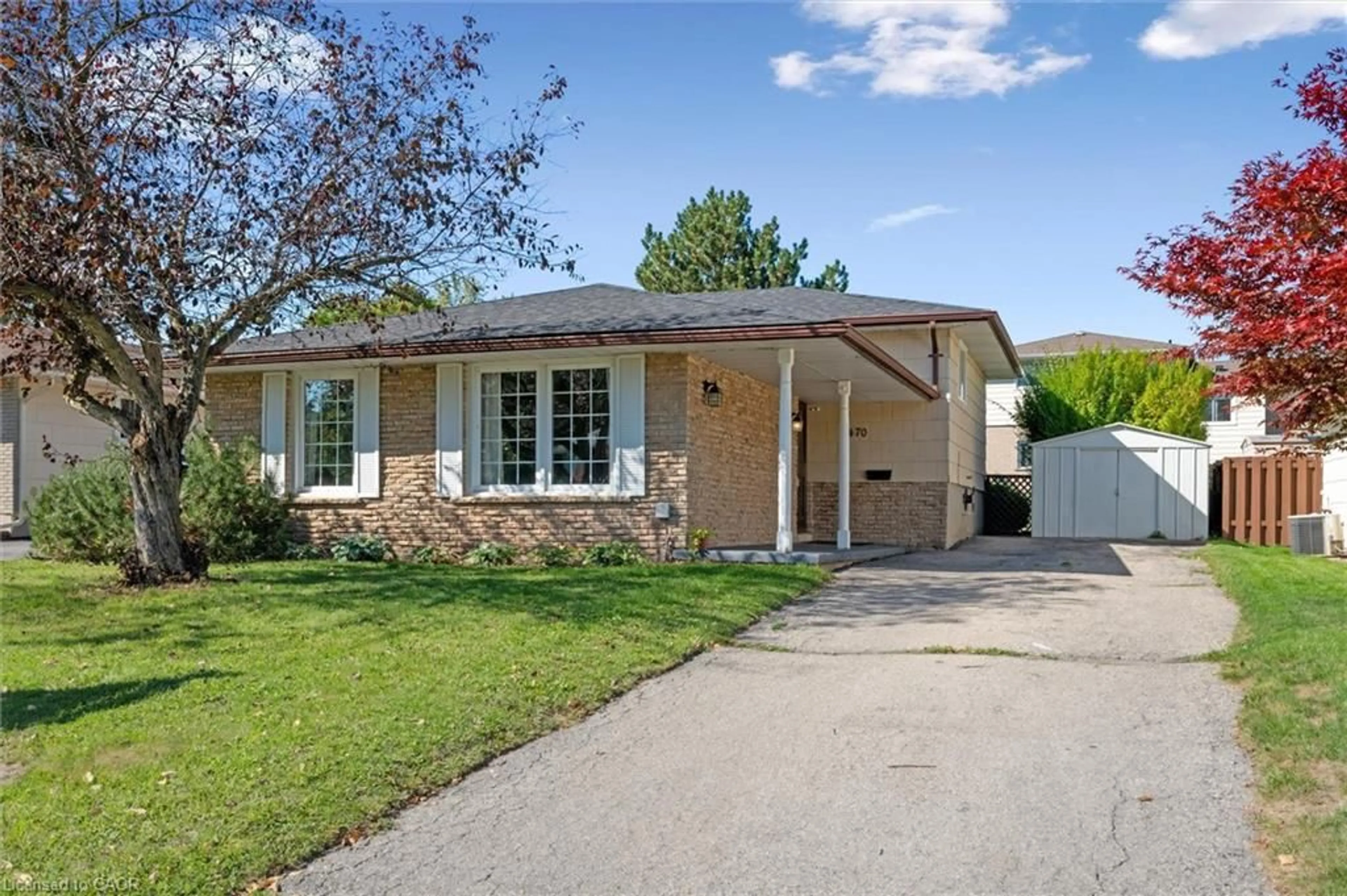Home with brick exterior material, street for 1470 Queens Blvd, Kitchener Ontario N2M 1E2