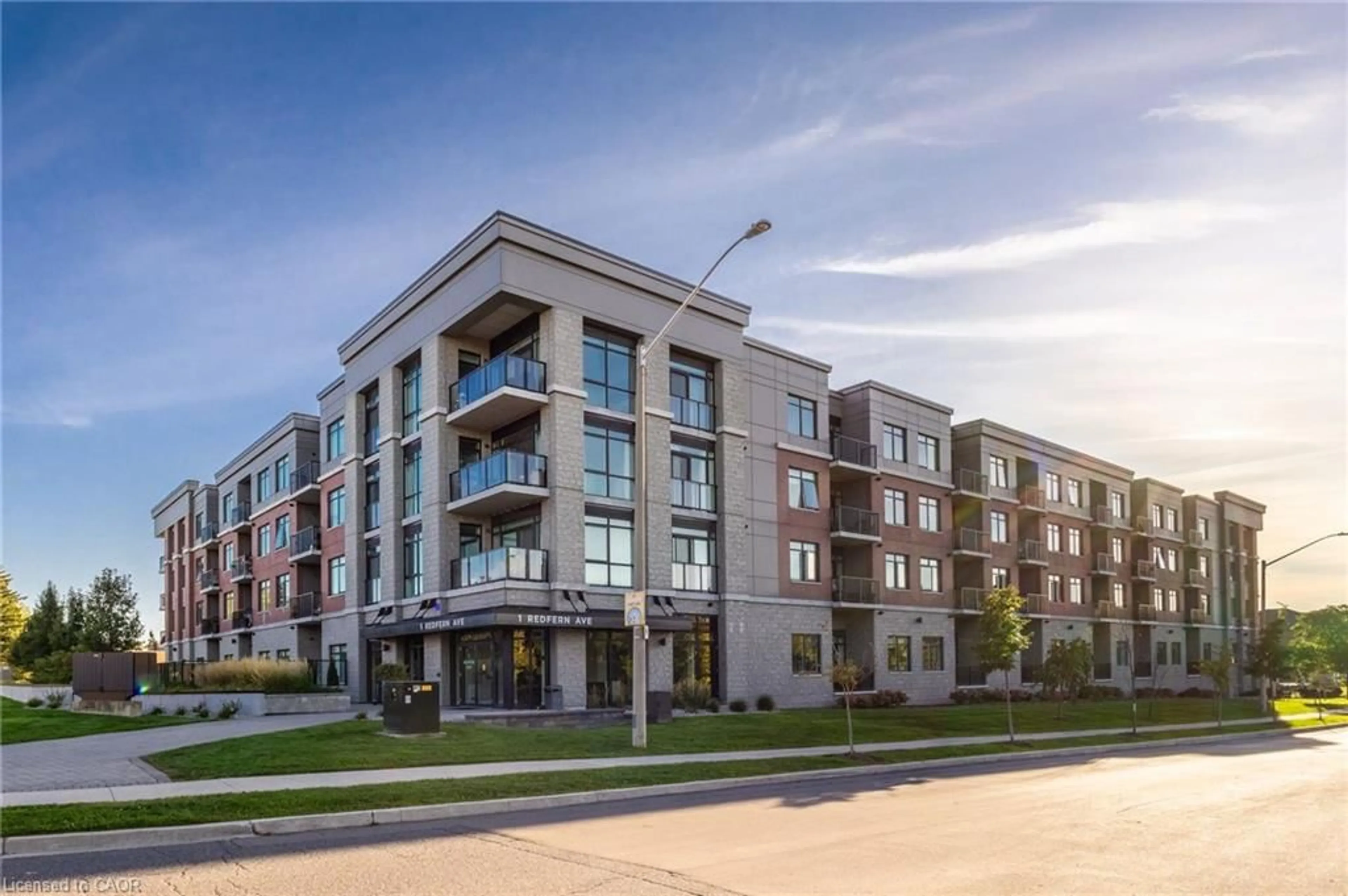 Unknown for 1 Redfern Ave #426, Hamilton Ontario L9C 0E6