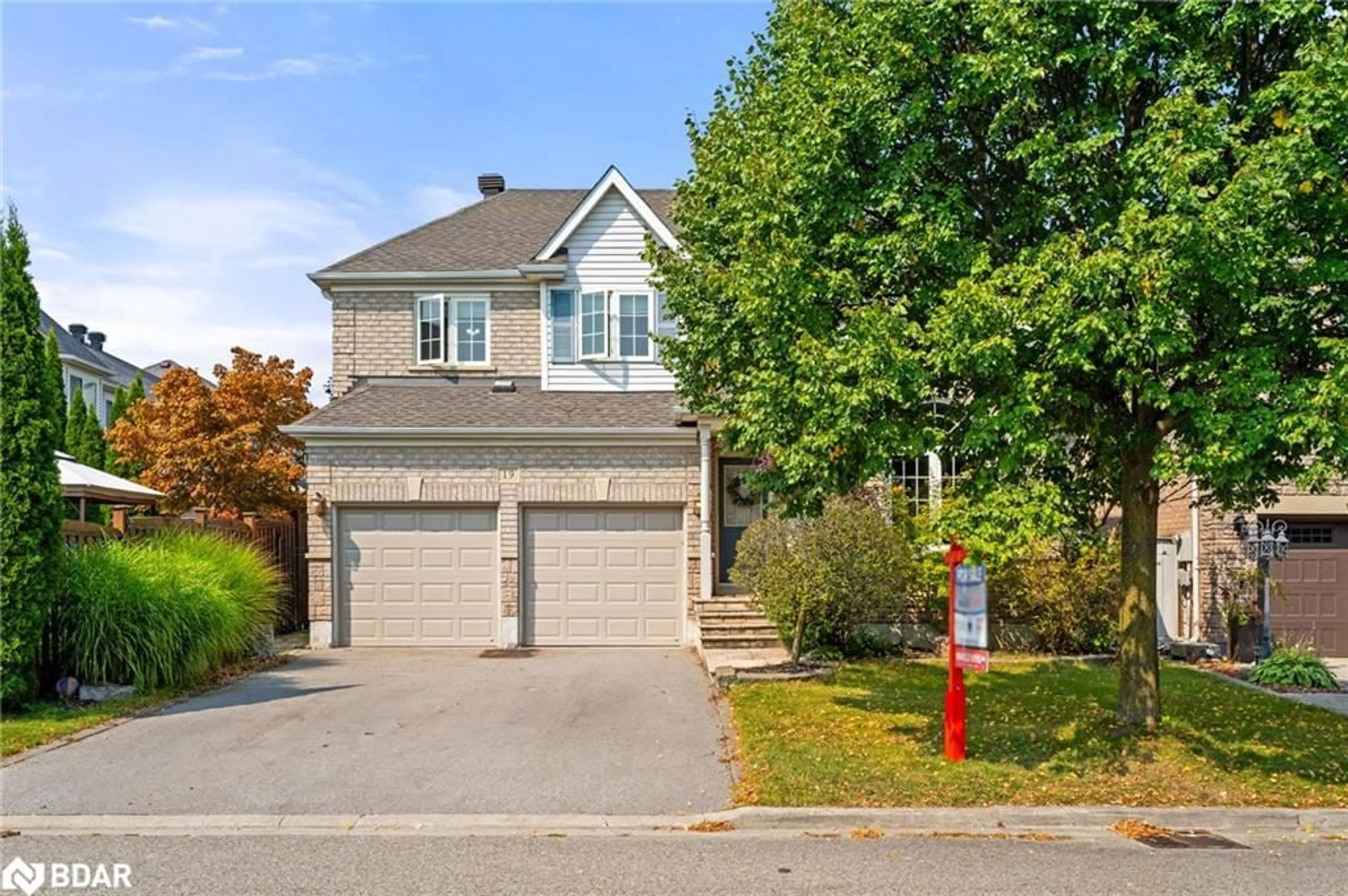 Unknown for 19 Mcnally St, Georgetown Ontario L7G 6B7