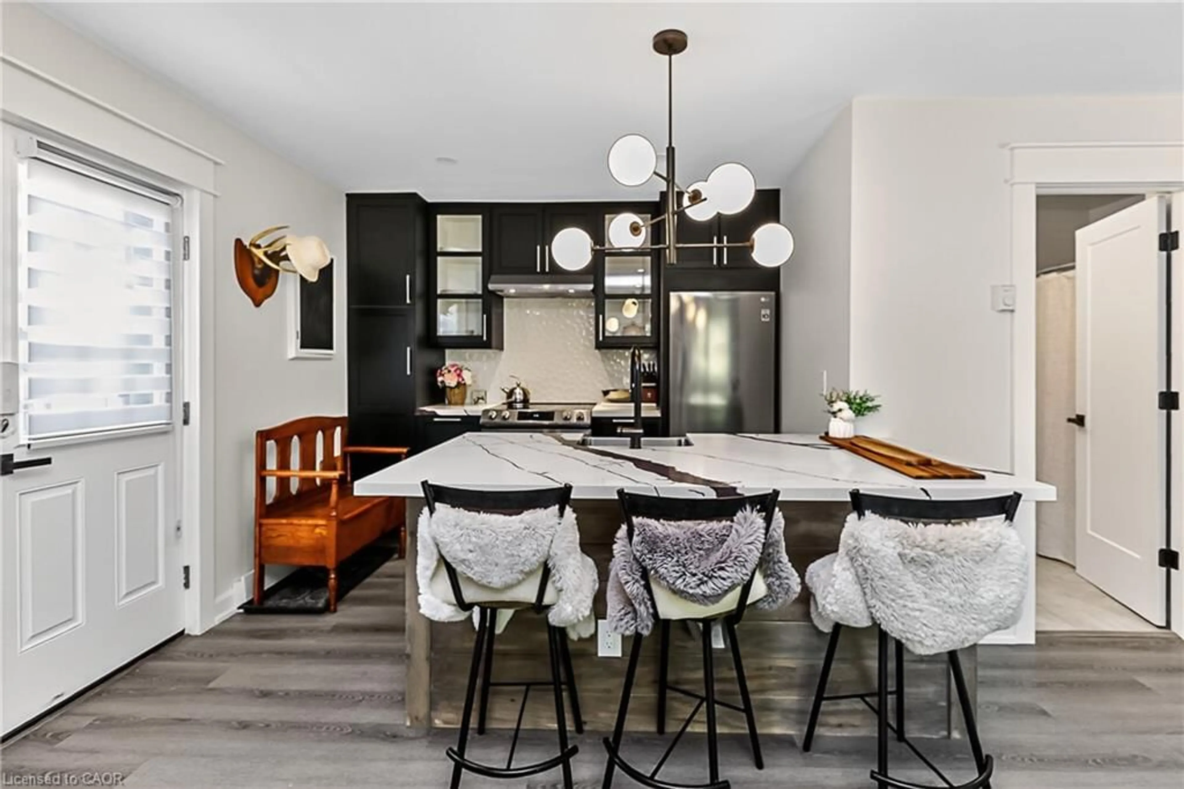 Contemporary kitchen, unknown for 15 Dawson Dr #3, Collingwood Ontario L9Y 3Z5