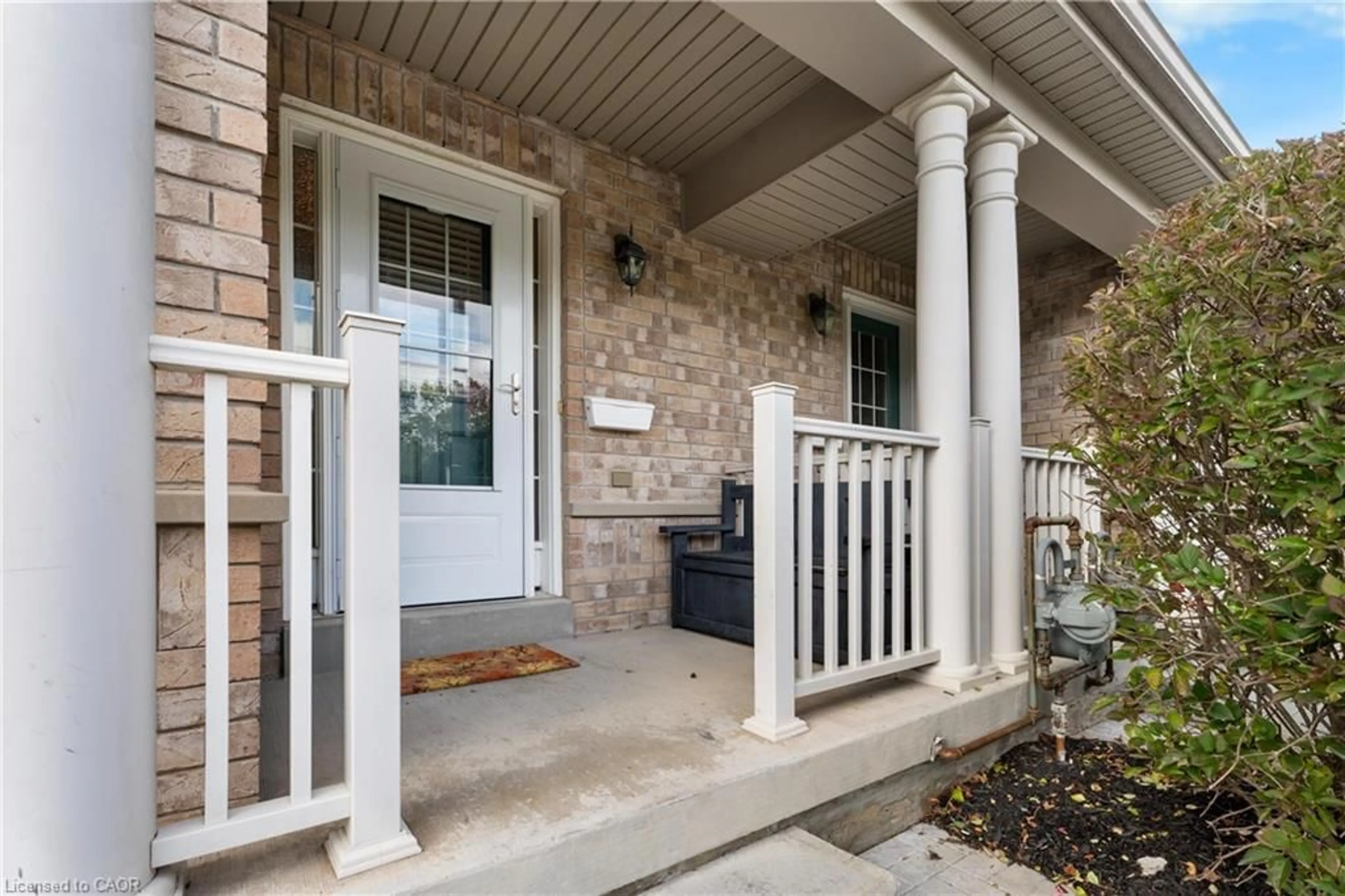 Indoor entryway for 1035 Victoria Road South St #71, Guelph Ontario N1L 0H5