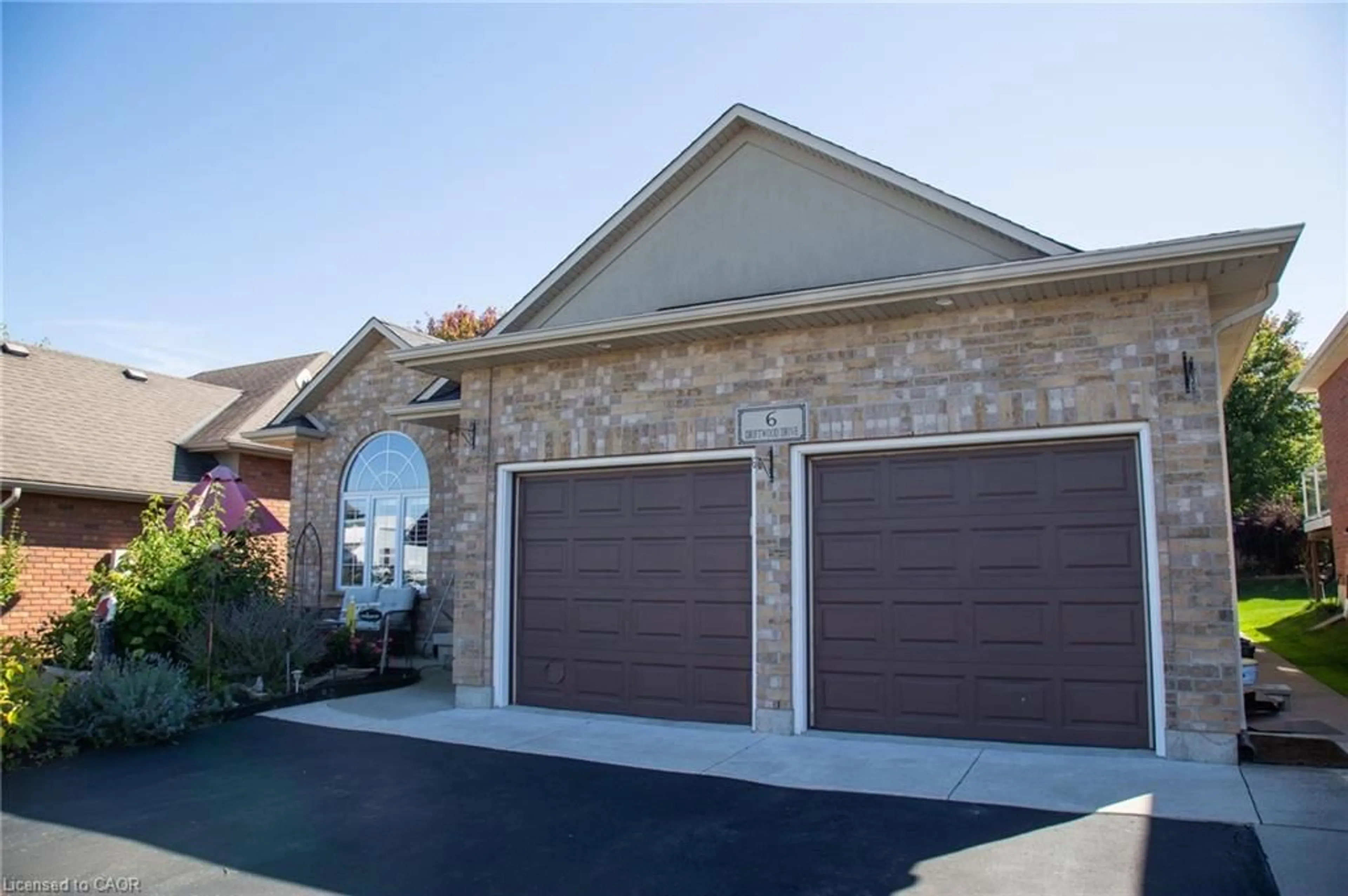 Home with brick exterior material, street for 6 Driftwood Dr, Simcoe Ontario N3Y 5N1