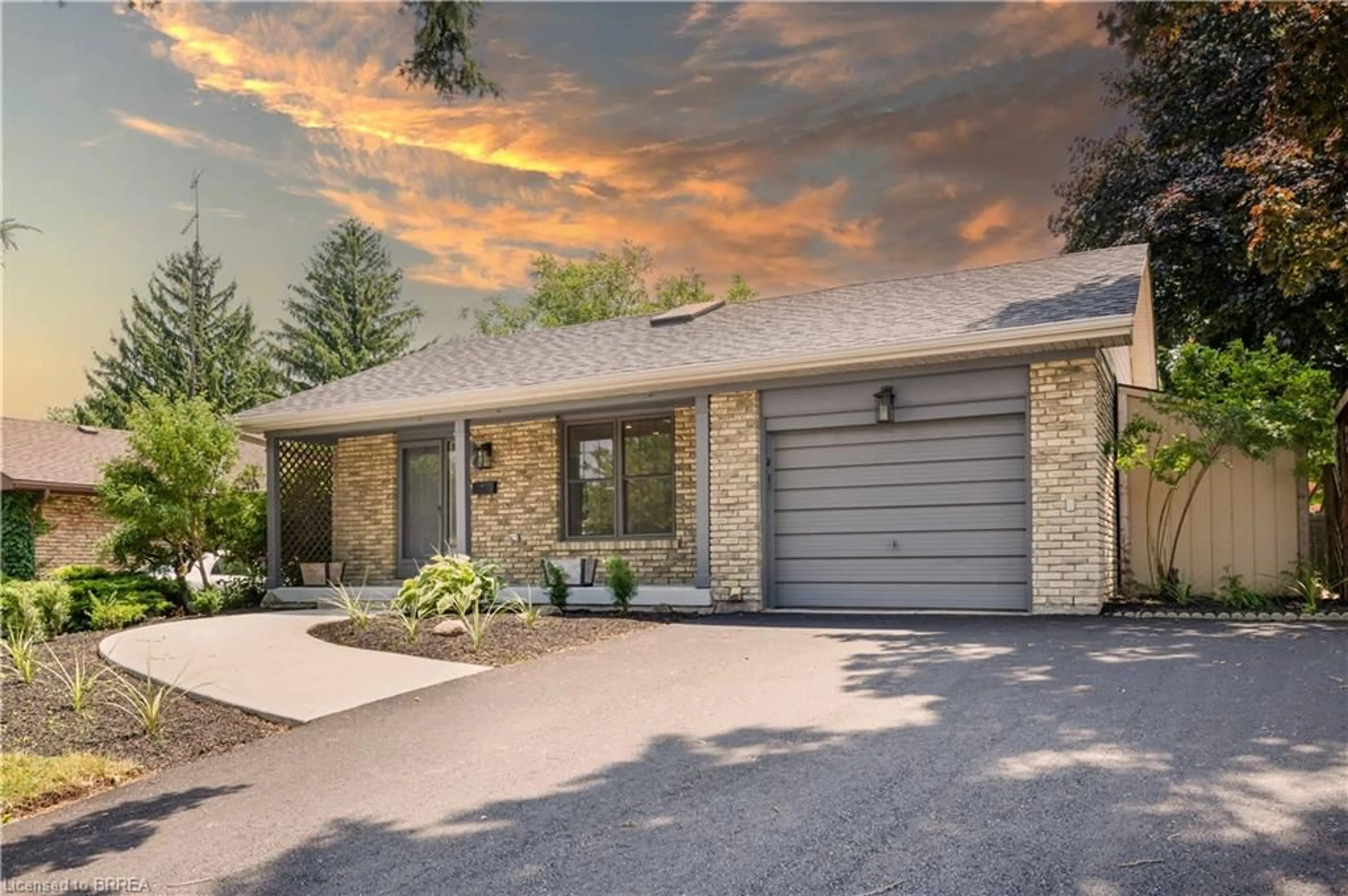 Home with brick exterior material, street for 94 Appleford Rd, Hamilton Ontario L9C 6B8