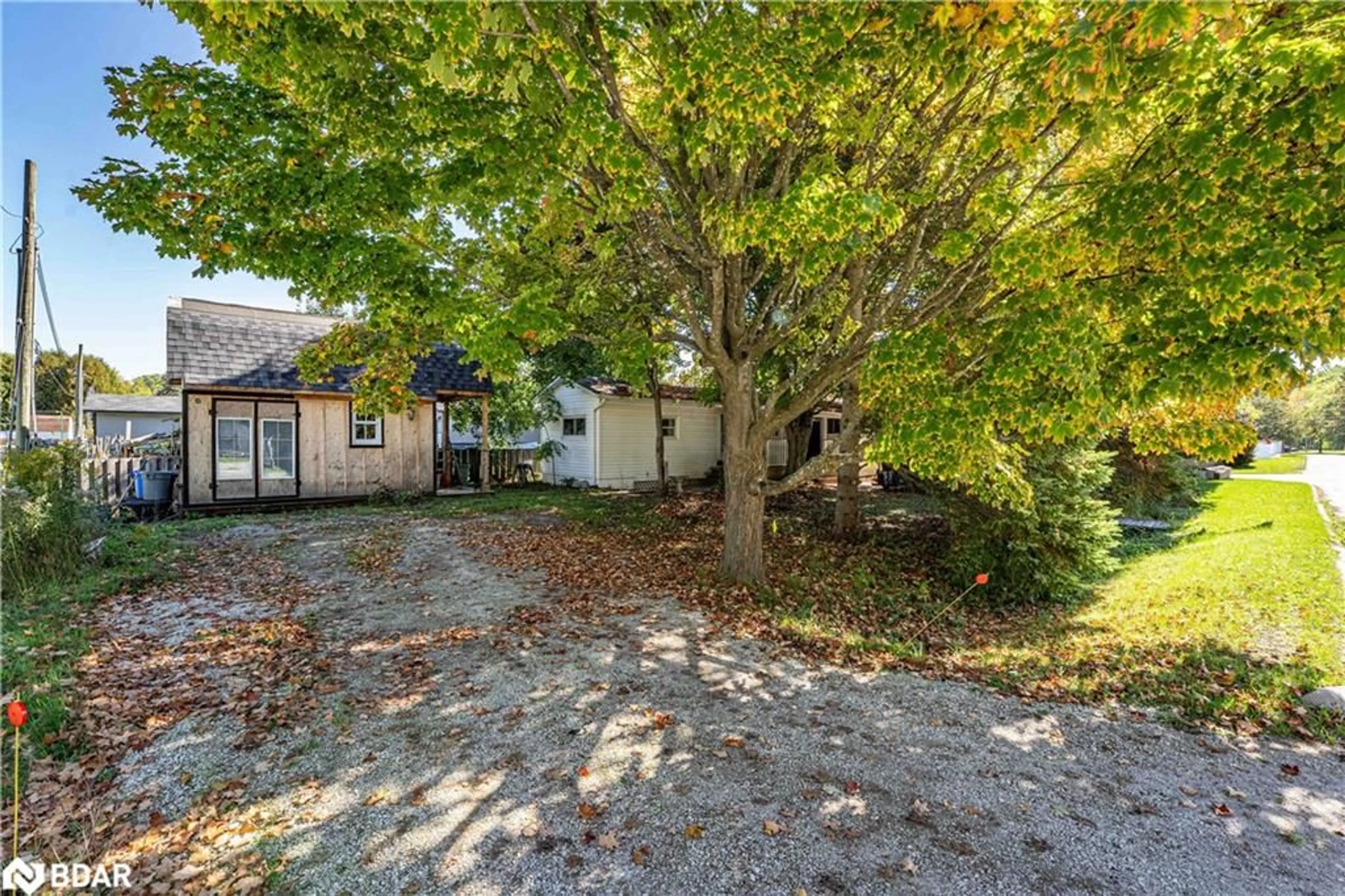A pic from outside/outdoor area/front of a property/back of a property/a pic from drone, street for 2 East St, Angus Ontario L3W 0A5