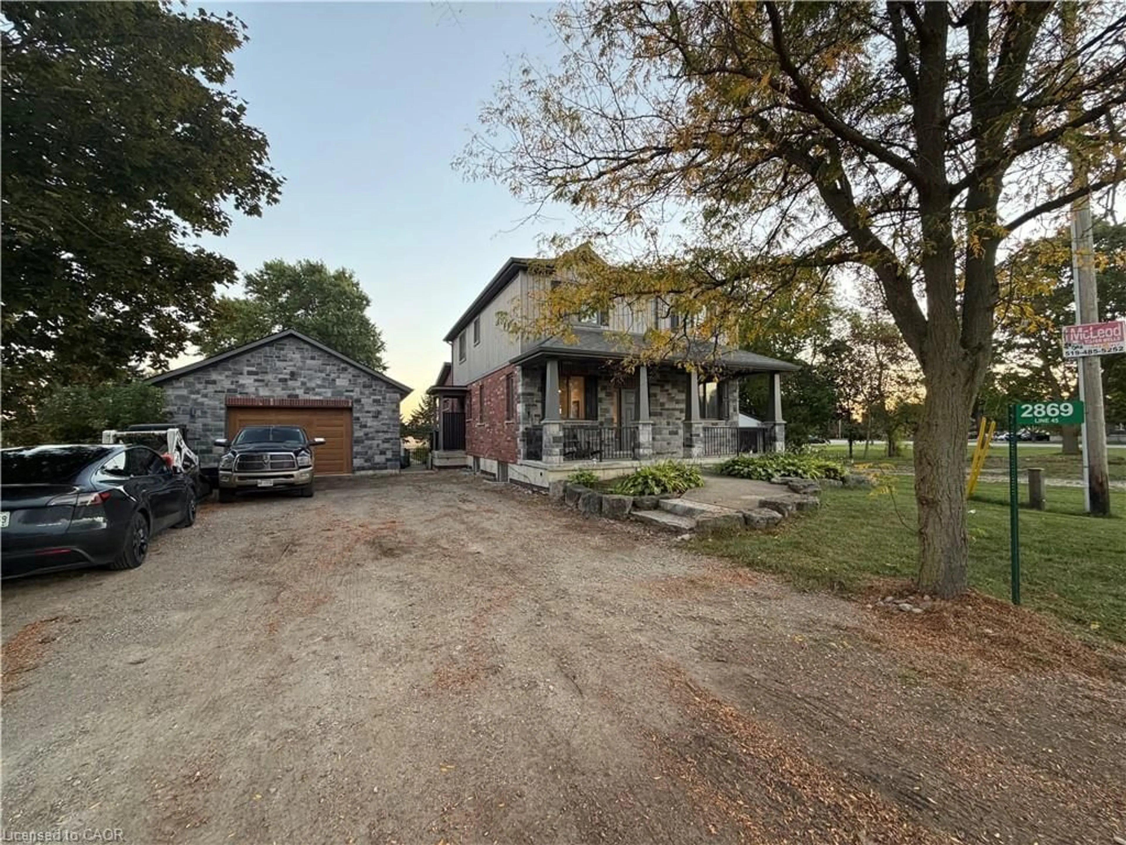 A pic from outside/outdoor area/front of a property/back of a property/a pic from drone, street for 2869 Line 45 Line, Gadshill Ontario N0K 1J0