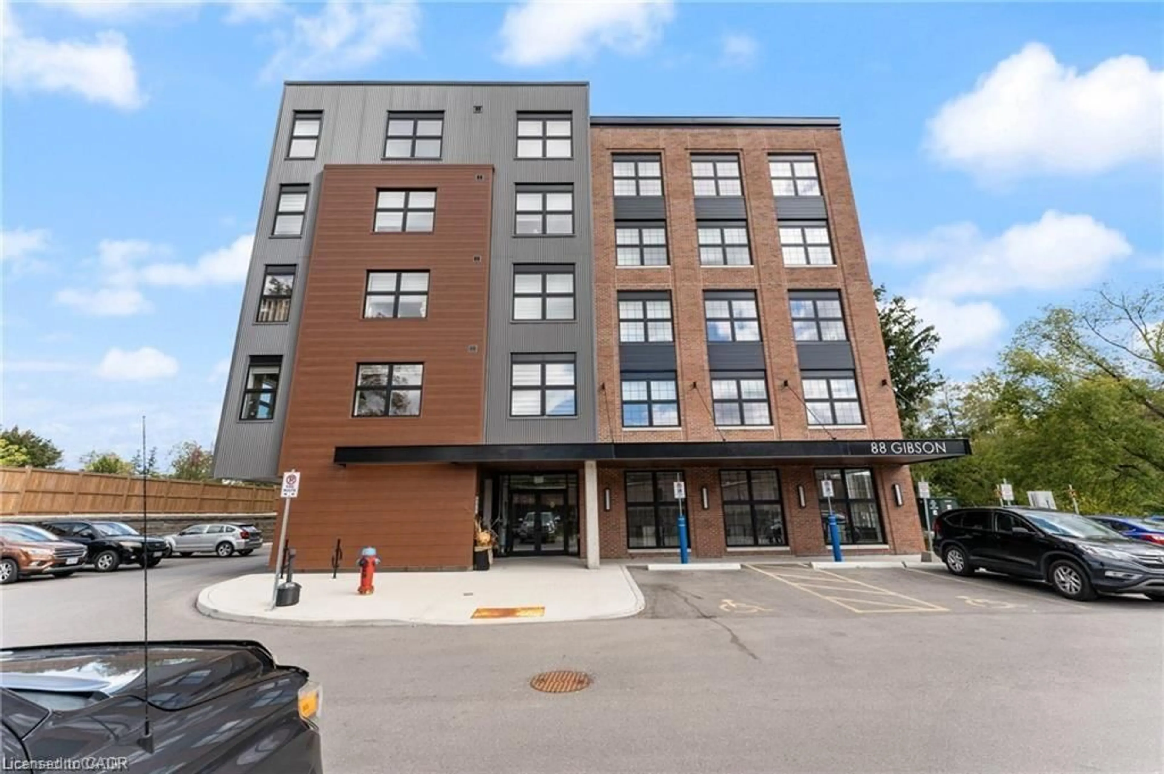Patio, building for 88 Gibson St #209, Ayr Ontario N0B 1E0