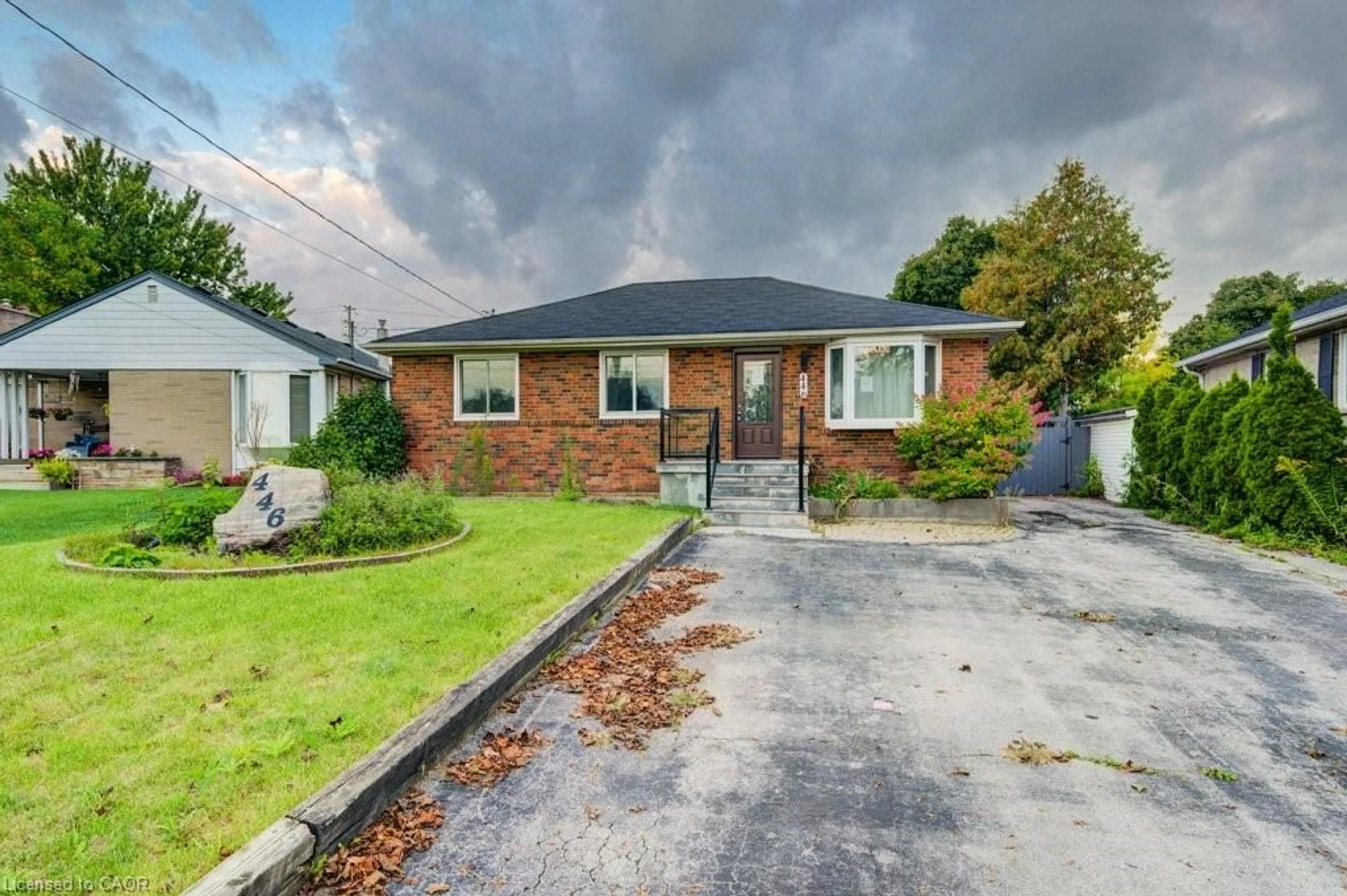 Unknown for 446 Kingsleigh Crt, Milton Ontario L9T 1X8